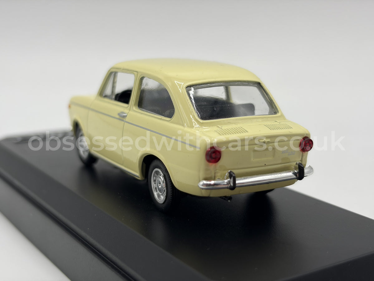 1/43 1969 SEAT 850 - Cream - Solido | Model Car