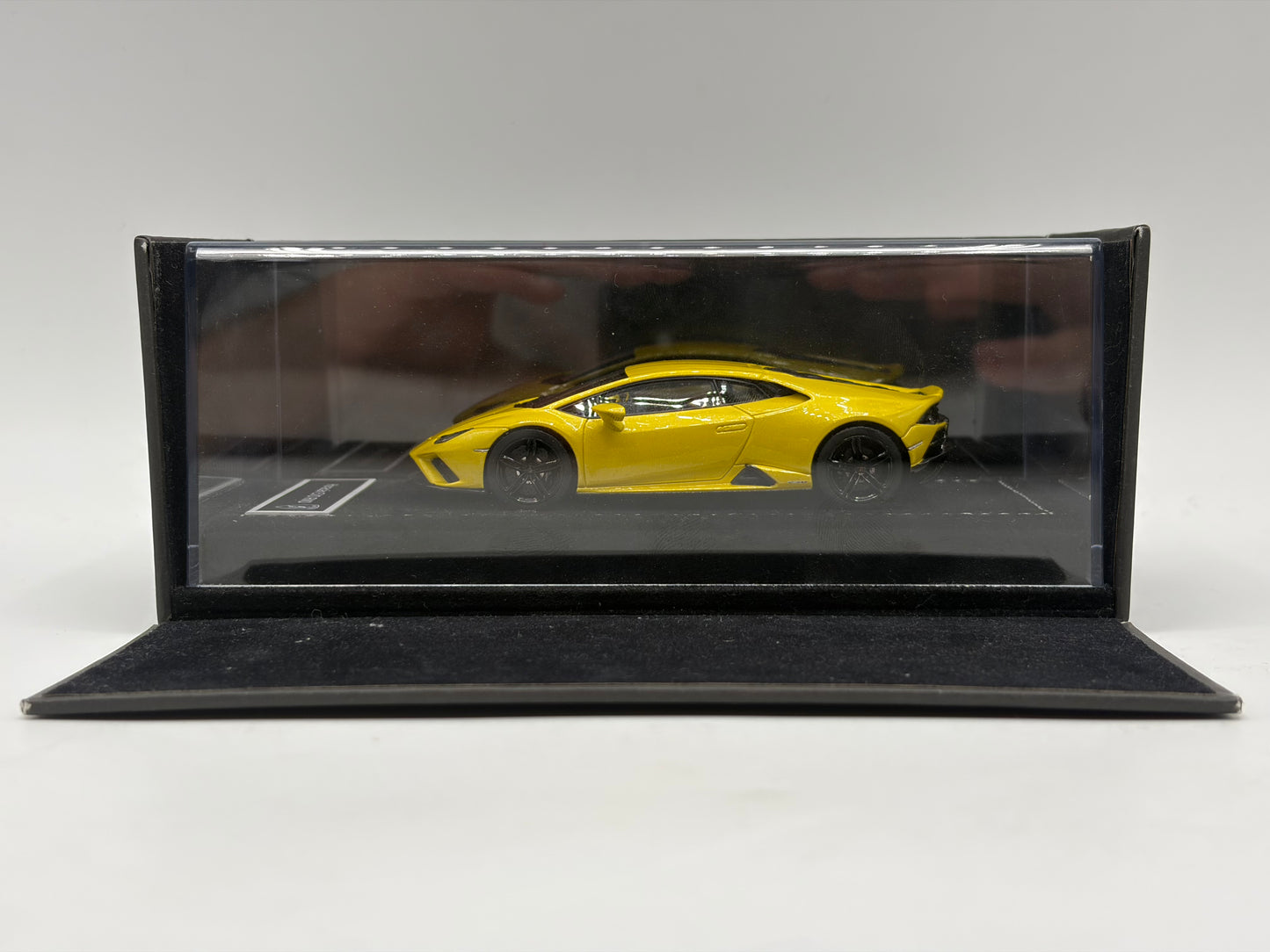 1/43 2020 Lamborghini Huracan EVO - Looksmart | Model Car