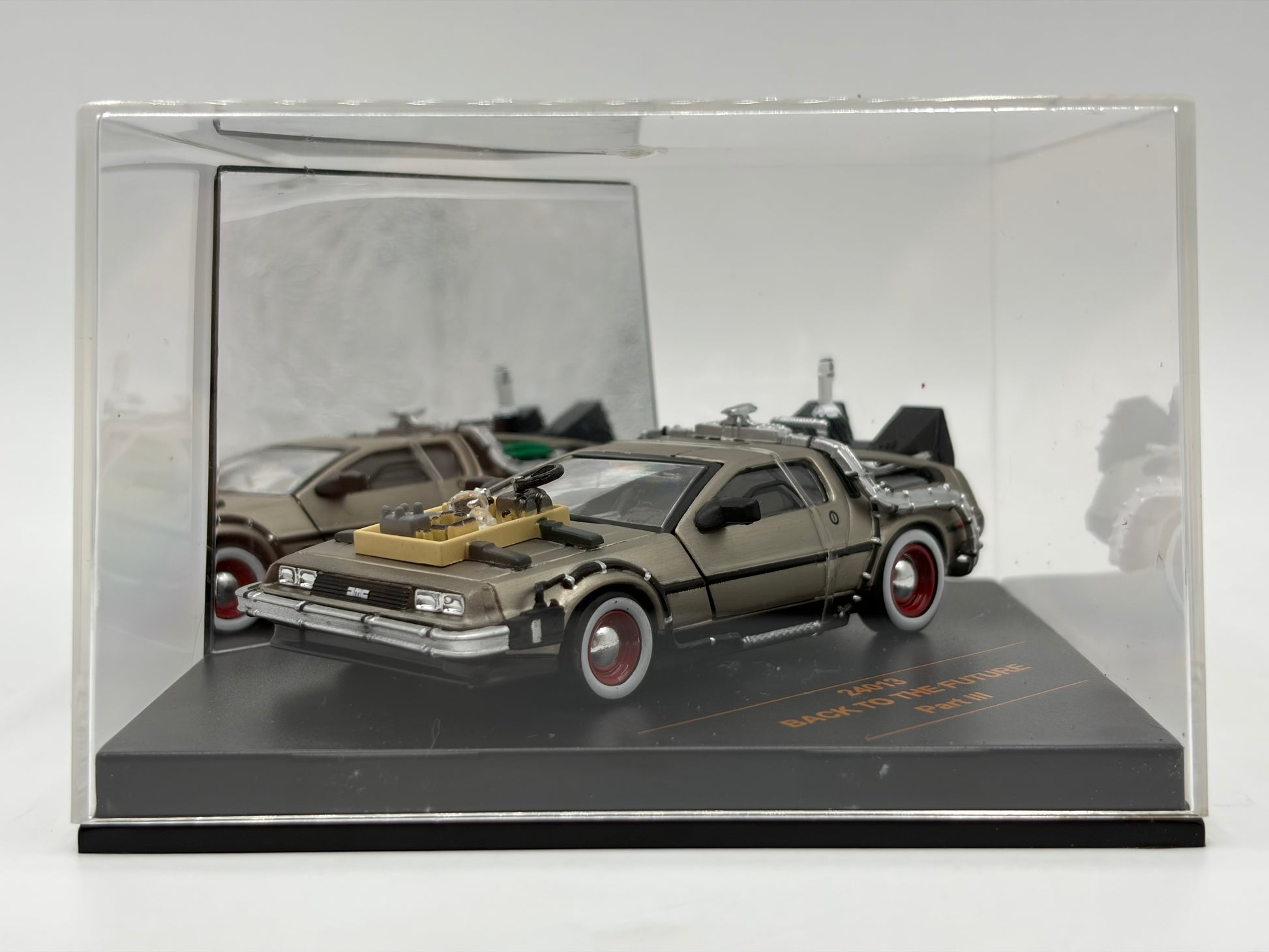 1/43 1981 DeLorean DMC-12 Time Machine - Back to the Future Part 3 | Model Car