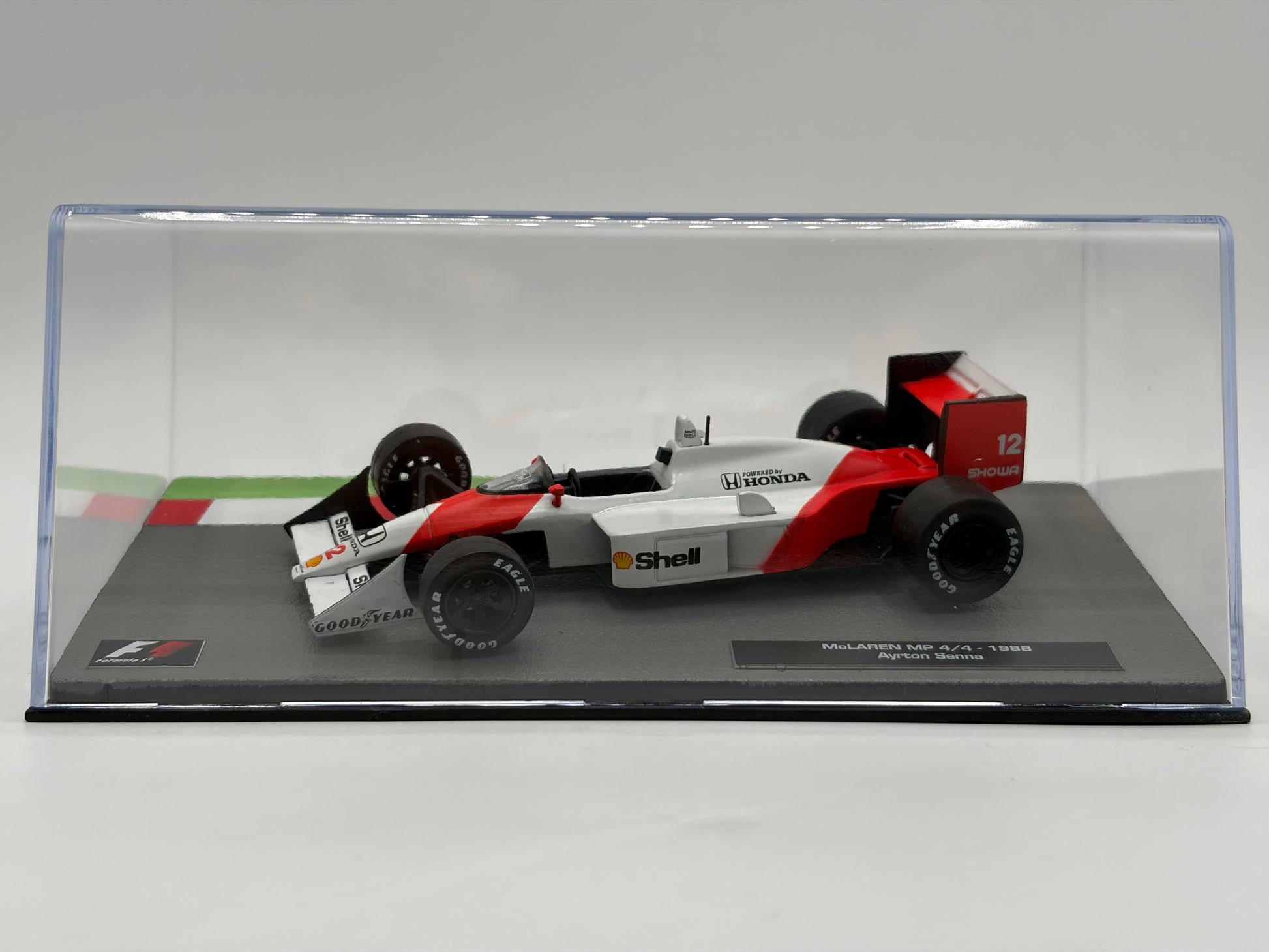1/43 1988 McLaren MP4/4 - Ayrton Senna | Model F1 Car