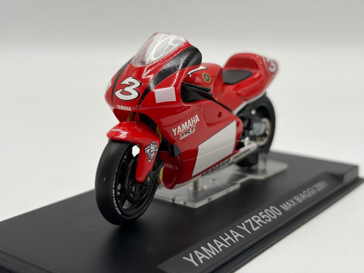 1/24 2001 Yamaha YZR500 - Max Biaggi | Champion Racing Bikes
