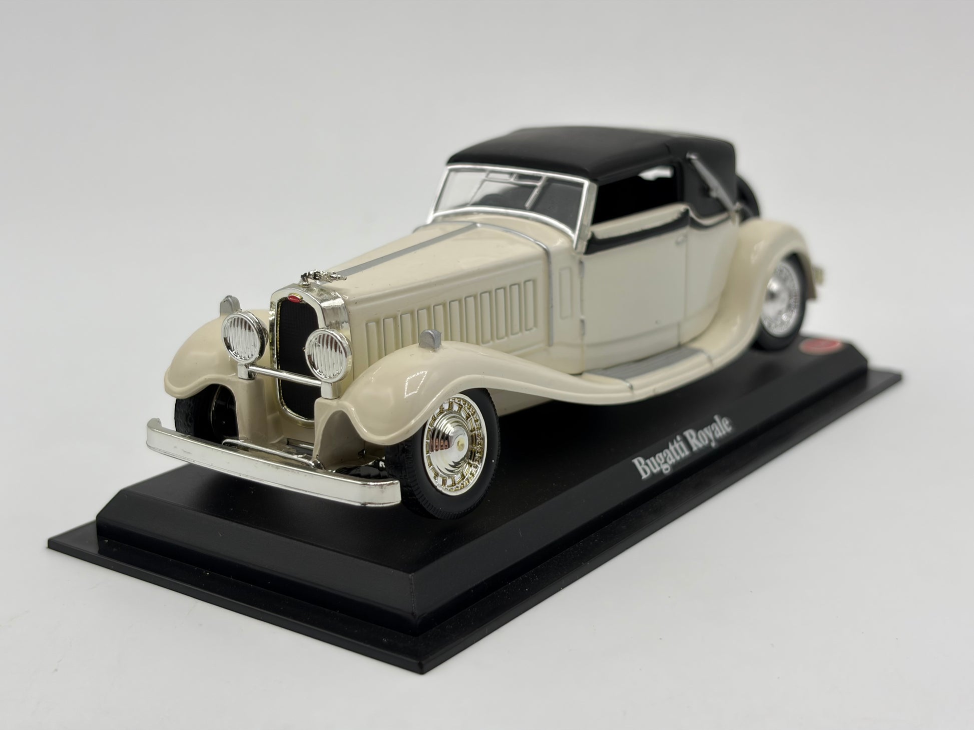 1/43 1931 Bugatti Royale Cabriolet Weinberger - Del Prado | Model Car