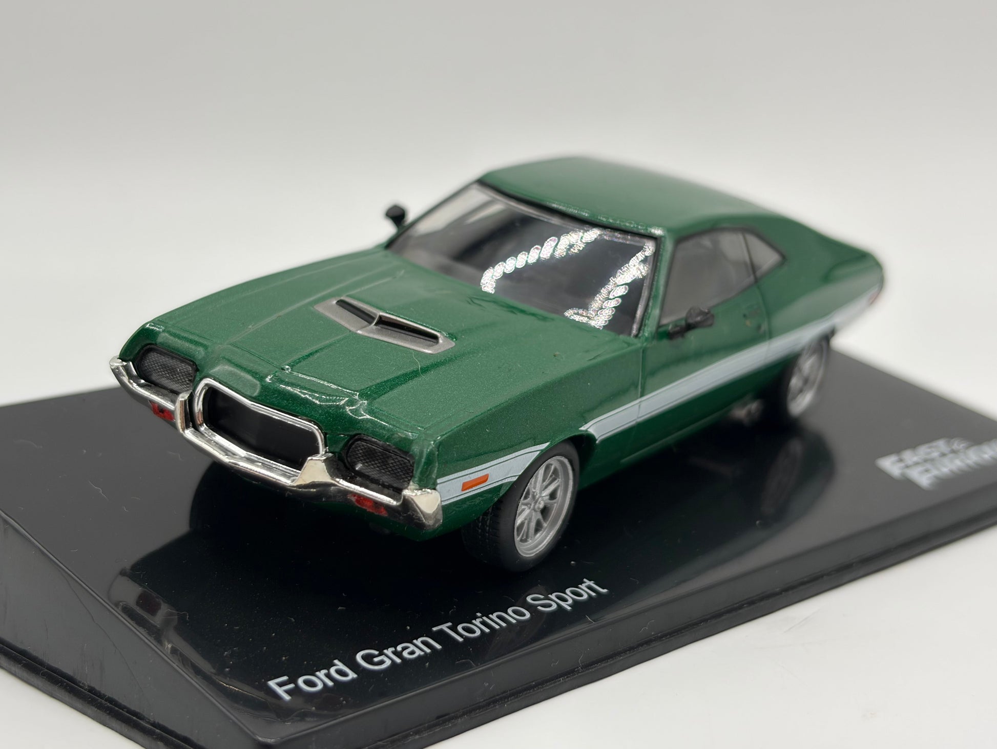 1/43 1972 Ford Gran Torino Sport - Fast & Furious | Model Car