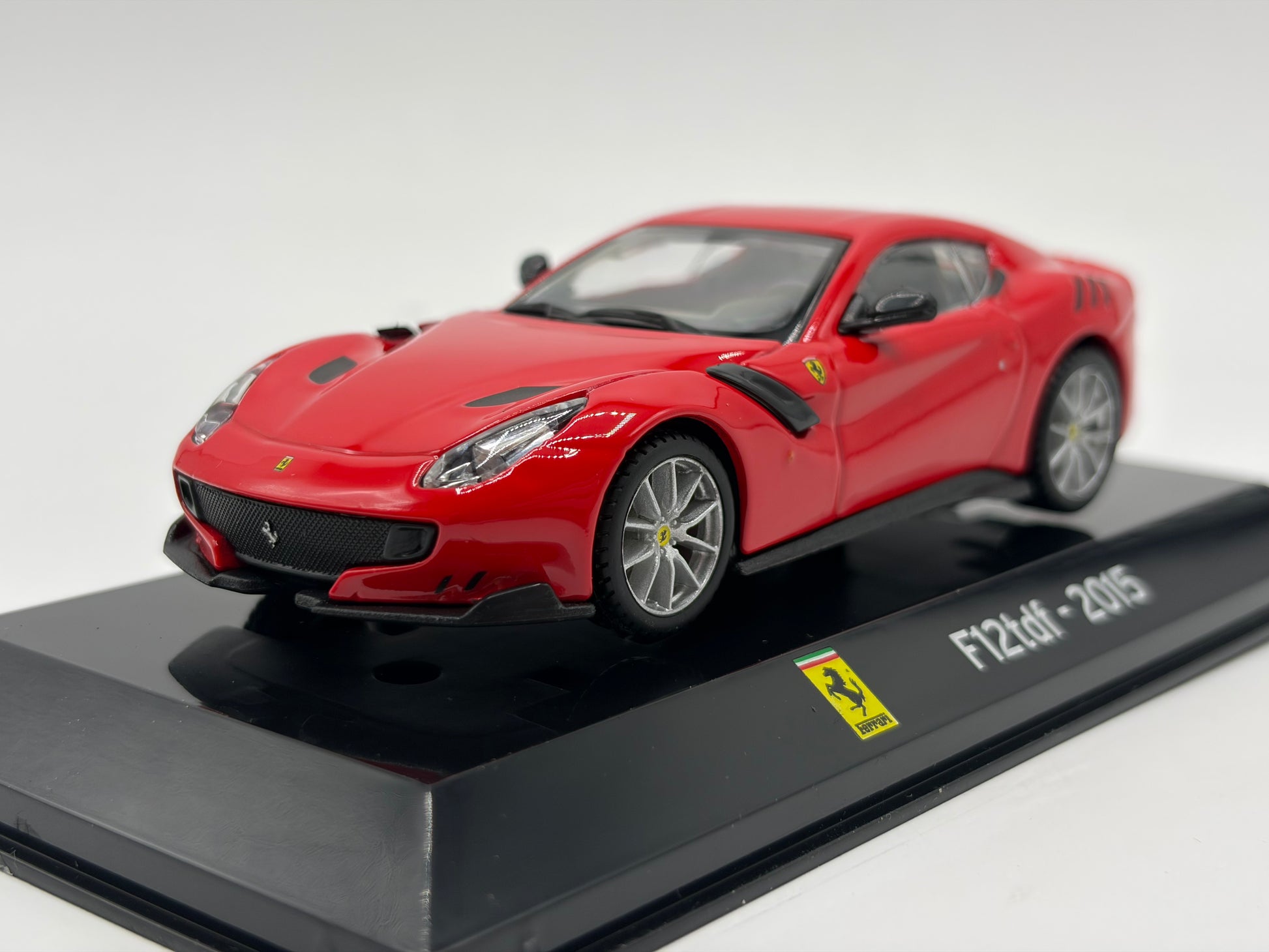 1/43 2015 Ferrari F12 tdf | Model Car | Supercar Collection