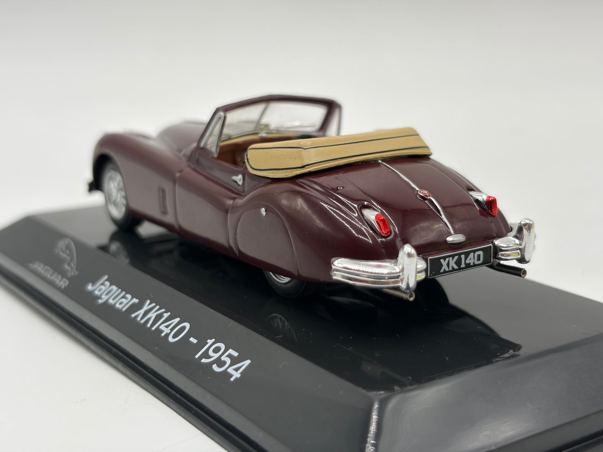 1/43 1954 Jaguar XK140 | Model Car | Supercar Collection