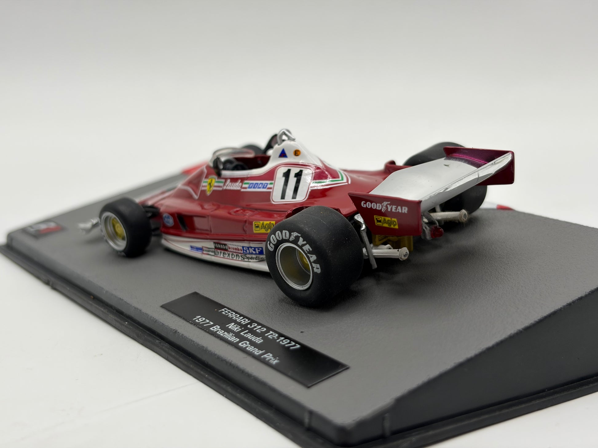 1/43 1977 Ferrari 312 T2 – Niki Lauda | Model F1 Car