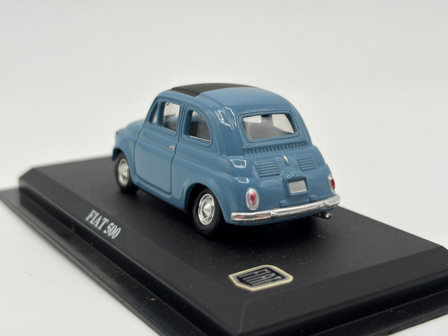 1/43 1957 Fiat 500 Nuova - Del Prado | Model Car