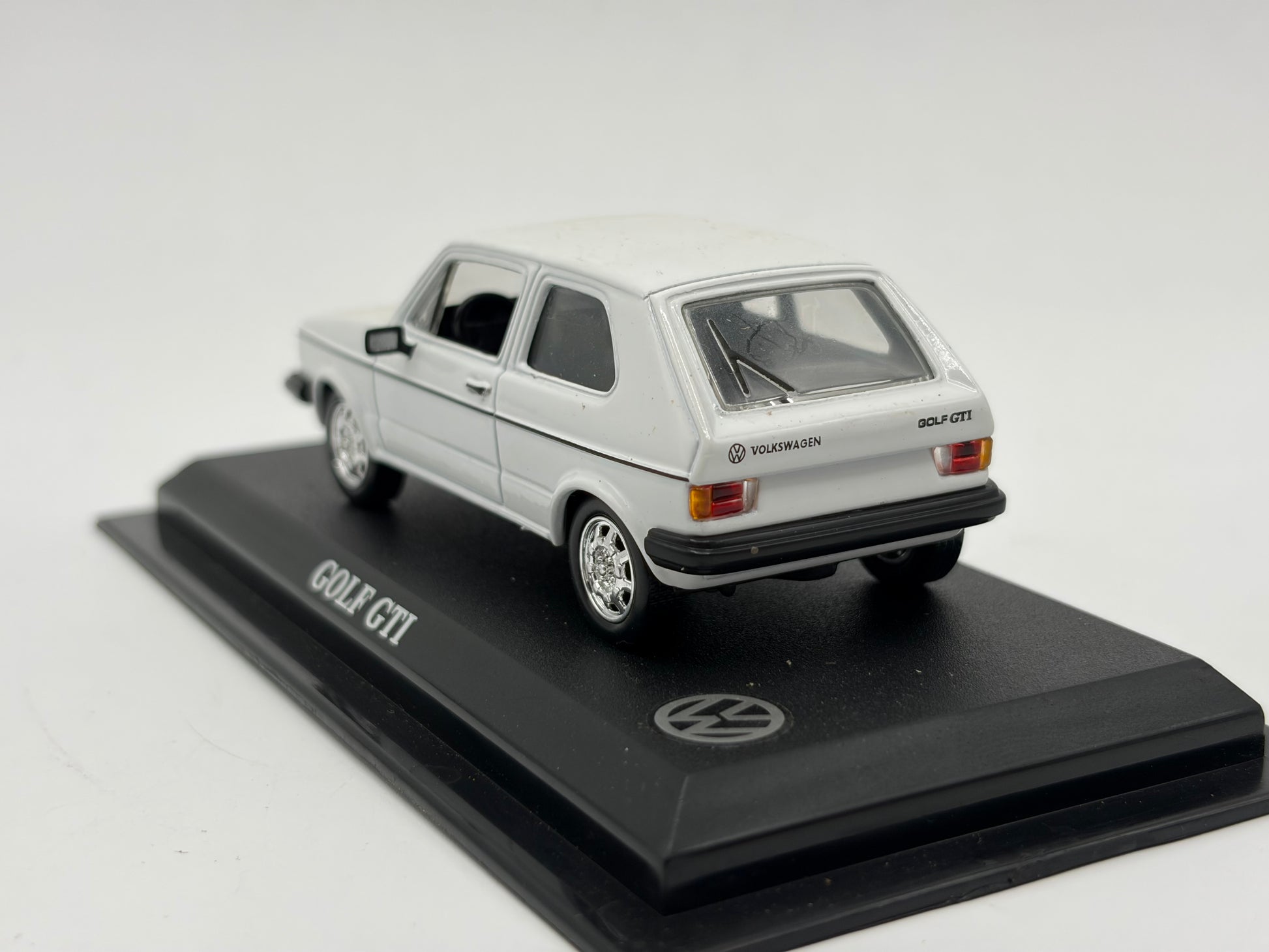 1/43 1974 VW Golf GTI (Mk1) - Del Prado | Model Car