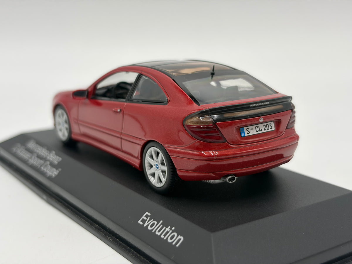 1/43 2001 Mercedes C-Klasse Sport Coupe - Minichamps | Model Car