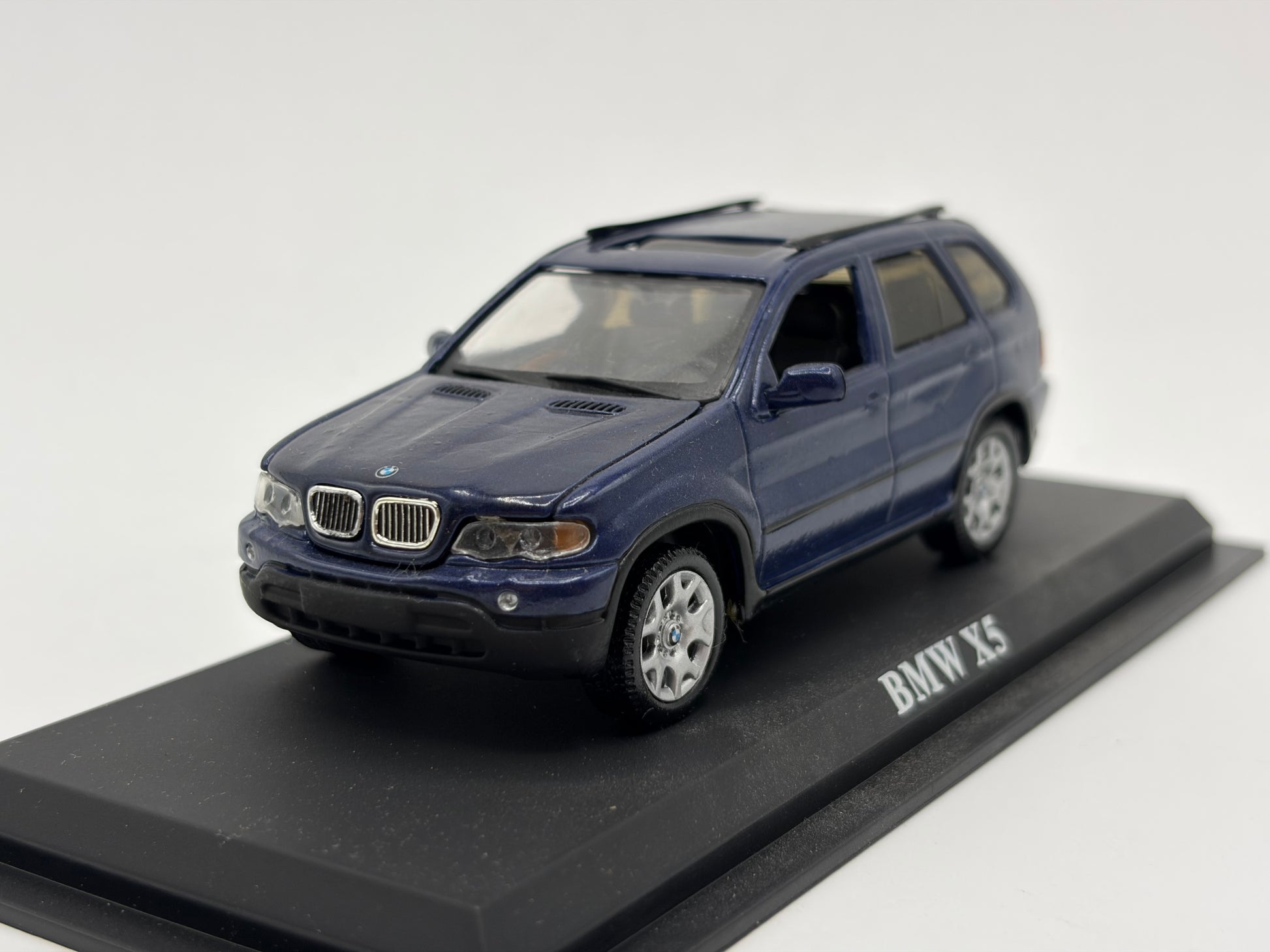 1/43 1999 BMW X5 - Del Prado | Model Car