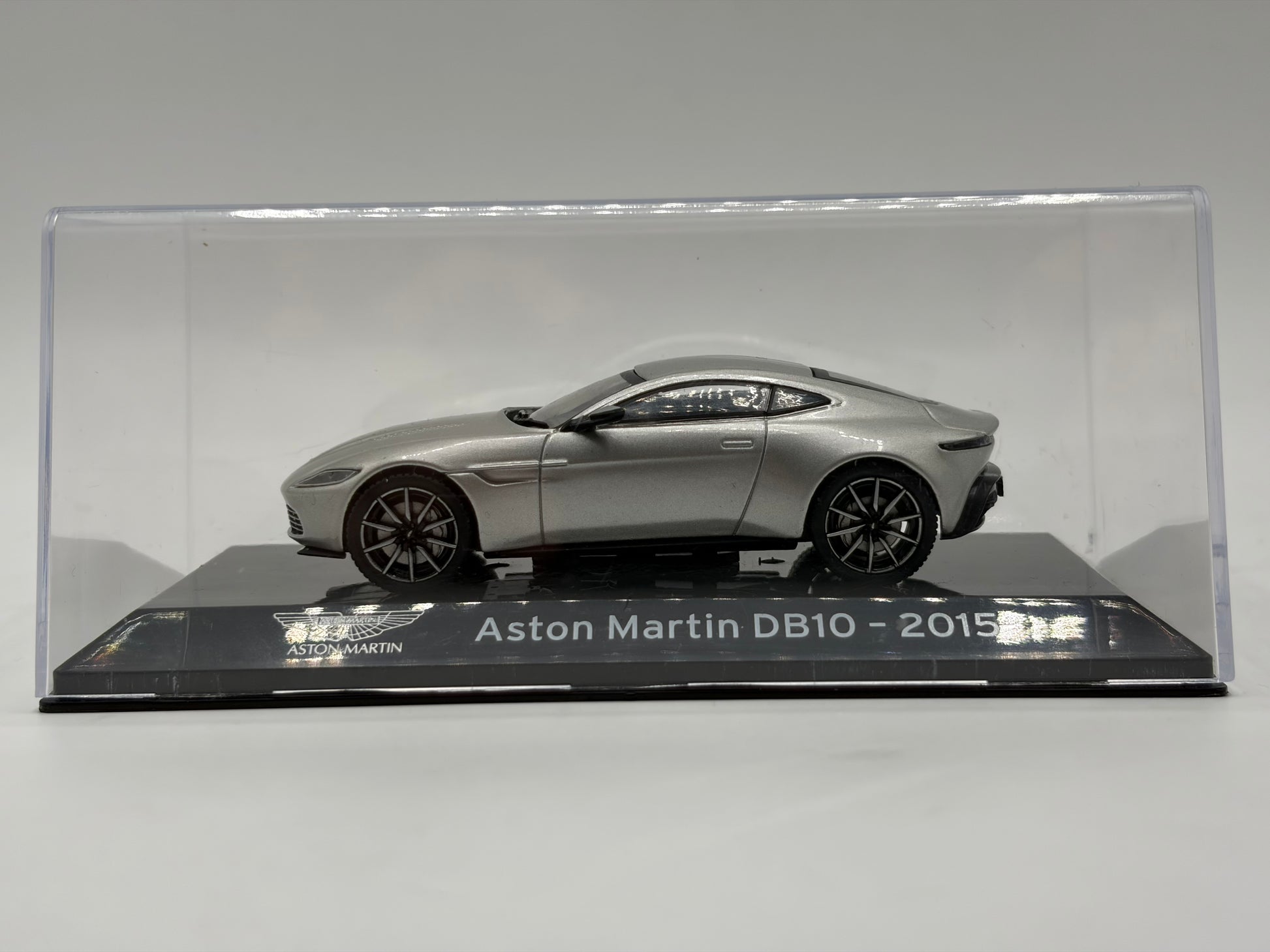 1/43 2015 Aston Martin DB10 | Model Car | Supercar Collection