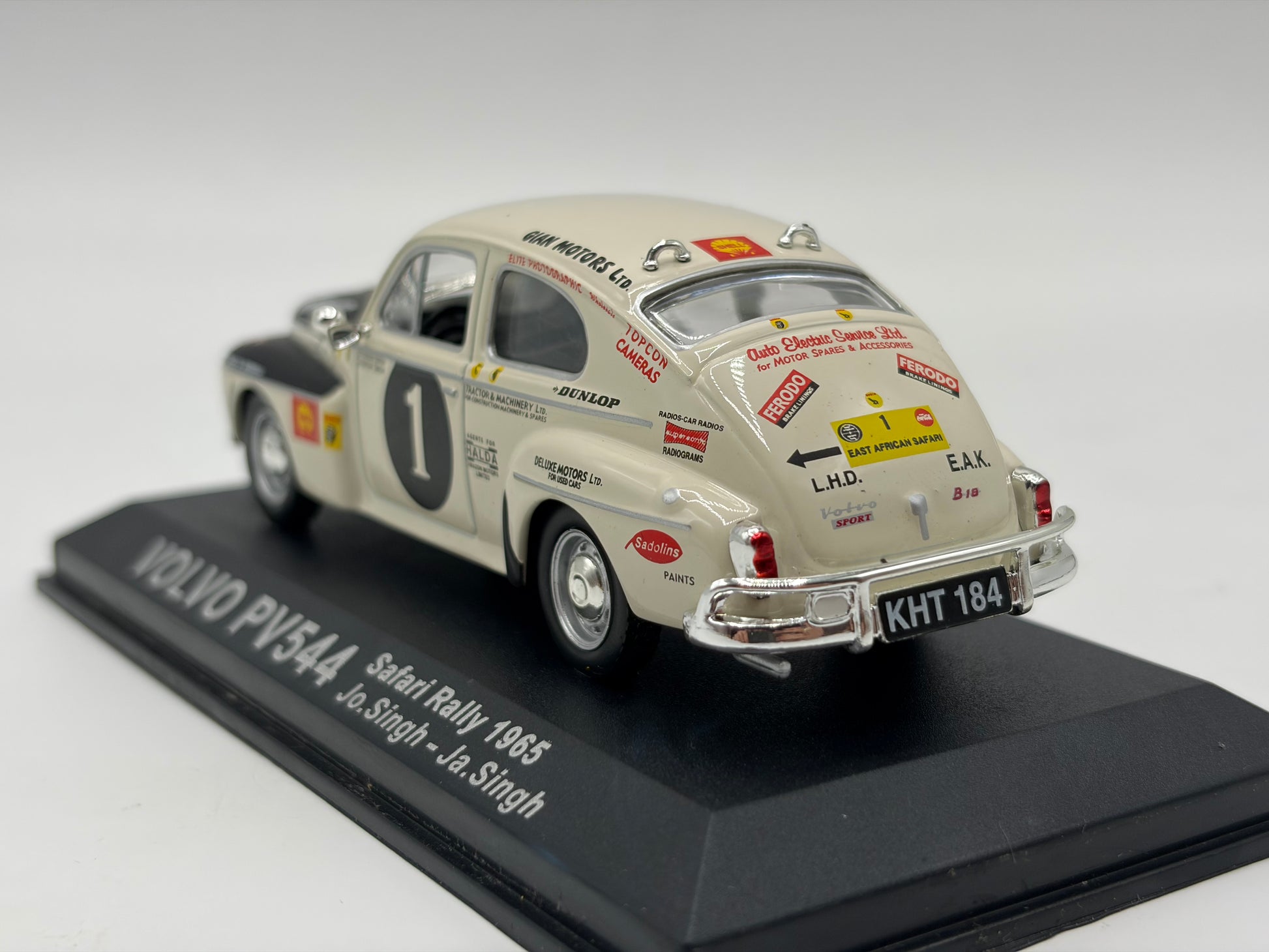 1/43 1965 Volvo PV544 - Safari Rally - Singh / Singh | Model Rally Car