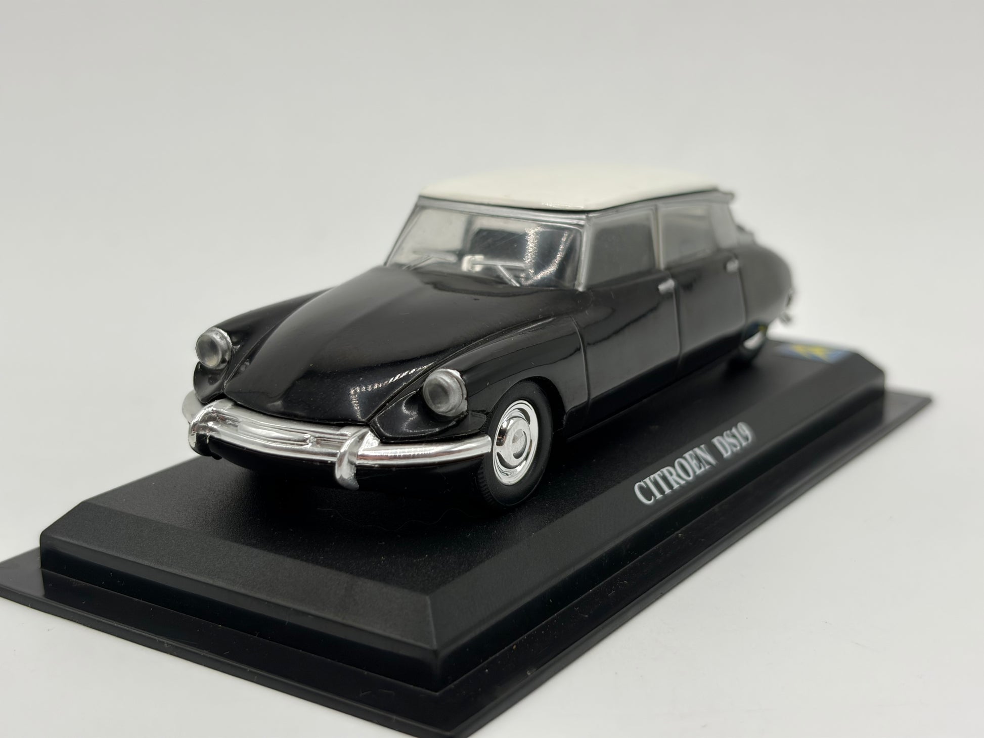 1/43 1956 Citroen DS 19 - Del Prado | Model Car