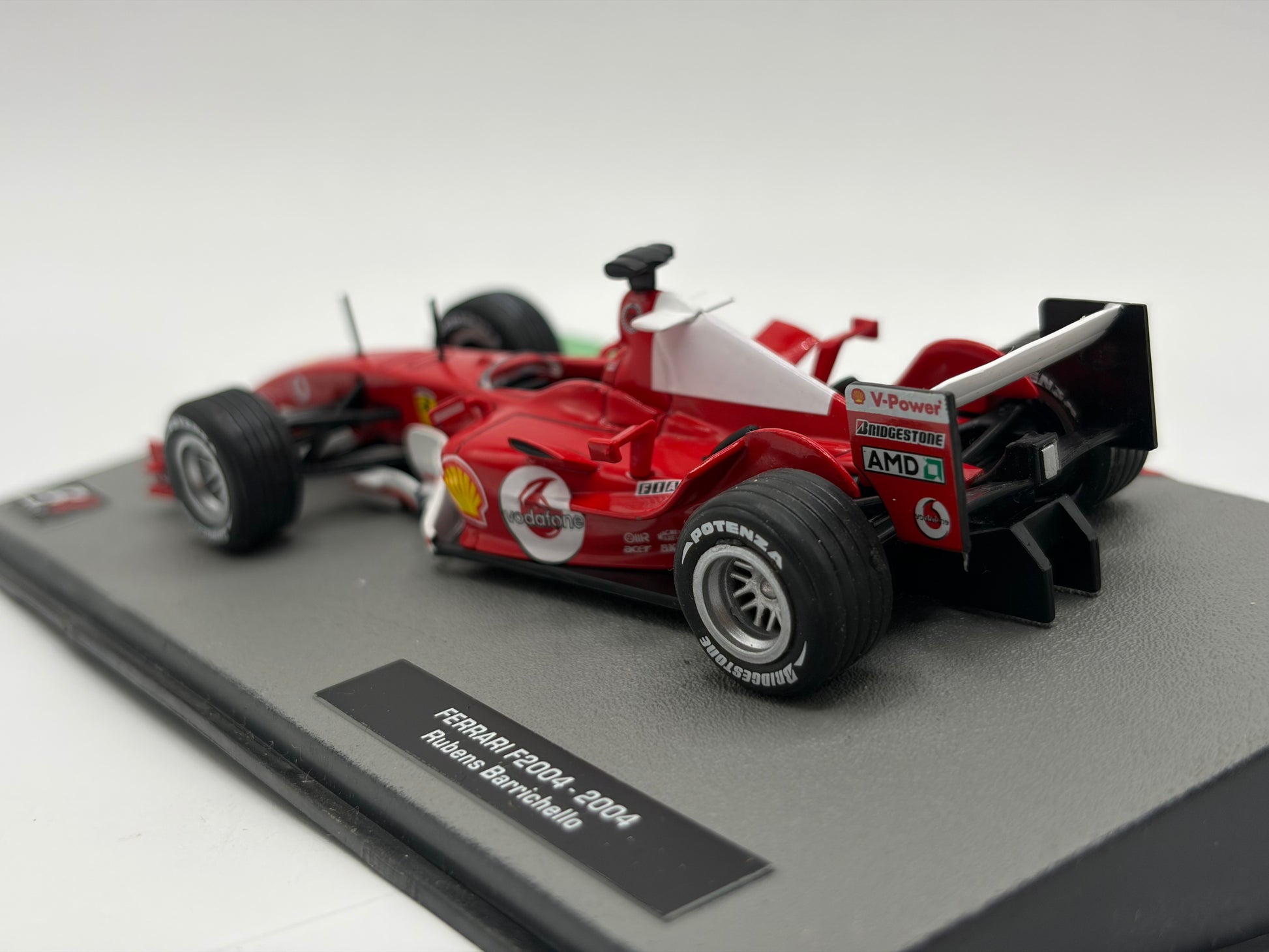 1/43 2004 Ferrari F2004 - Rubens Barrichello | Model F1 Car