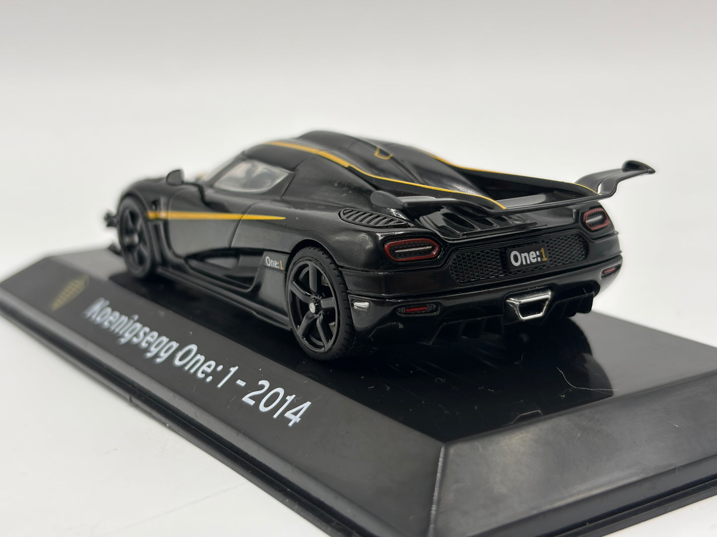 1/43 2014 Koenigsegg One:1 | Model Car | Supercar Collection
