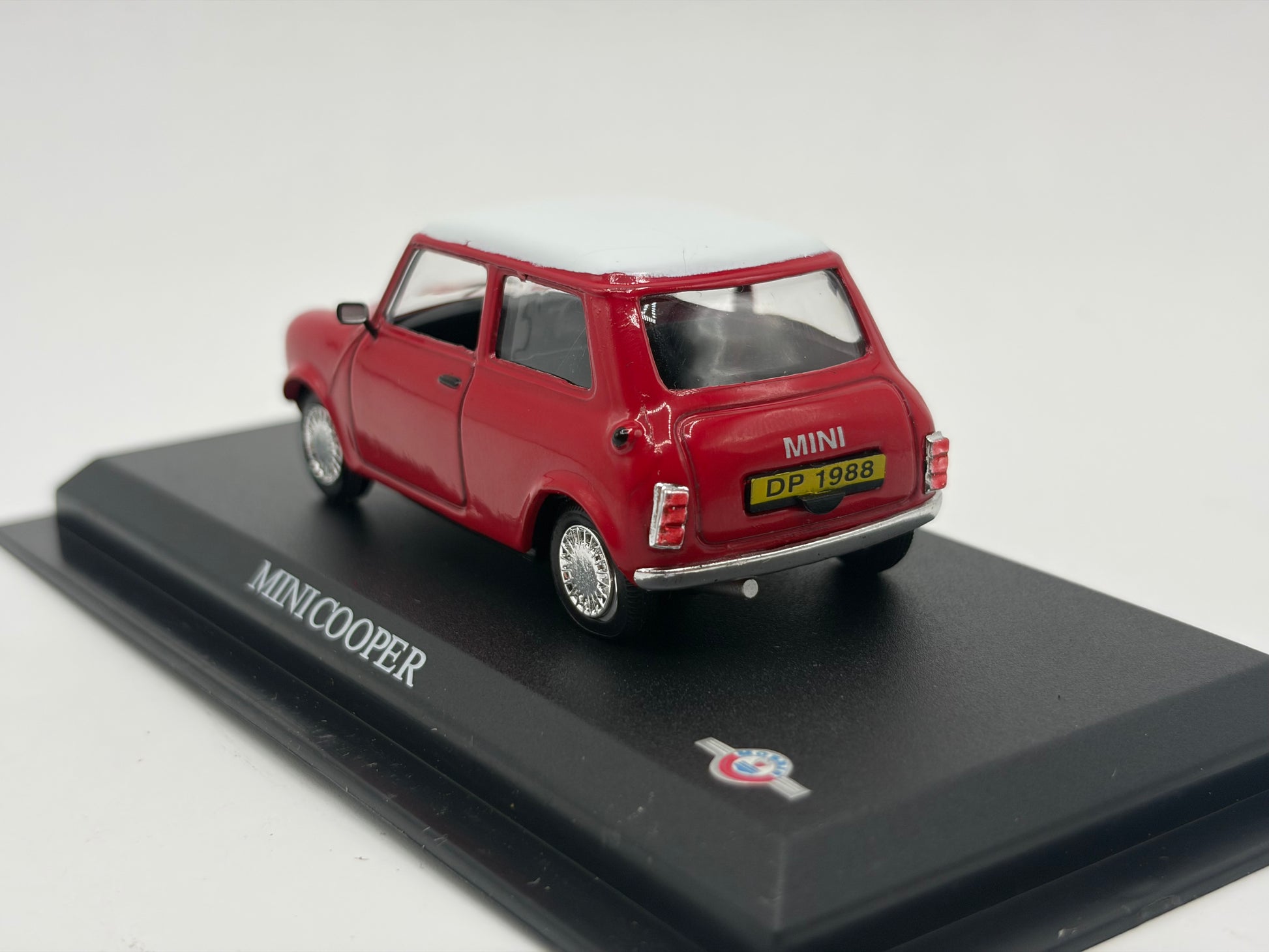 1/43 1970 Mini Cooper - Del Prado | Model Car