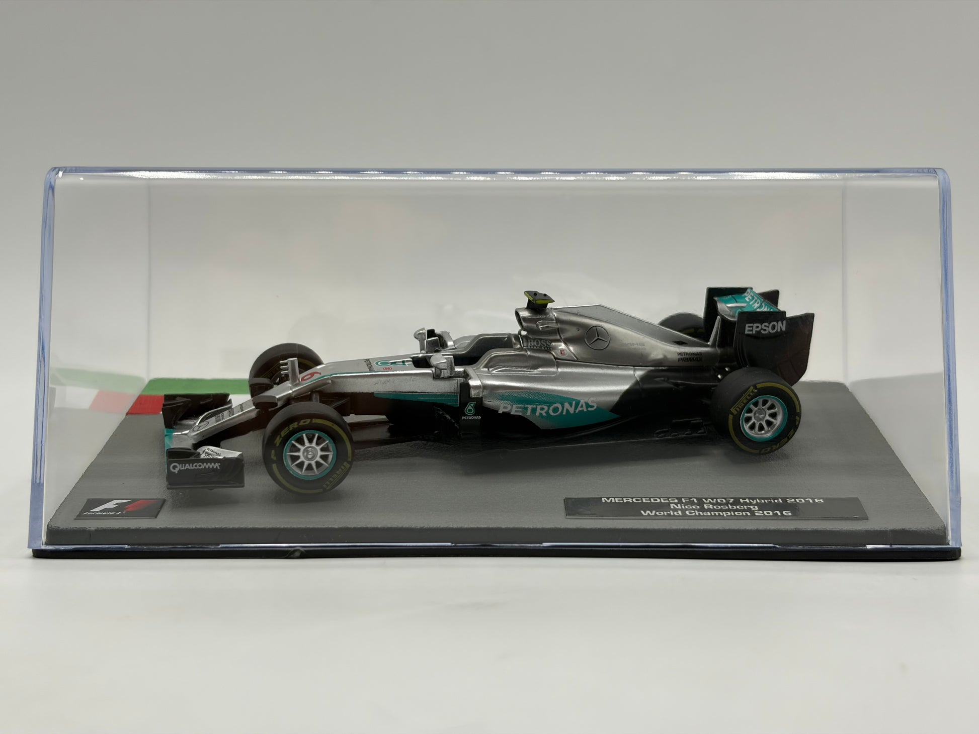 1/43 2016 Mercedes-Benz W07 Hybrid - Nico Rosberg | Model F1 Car