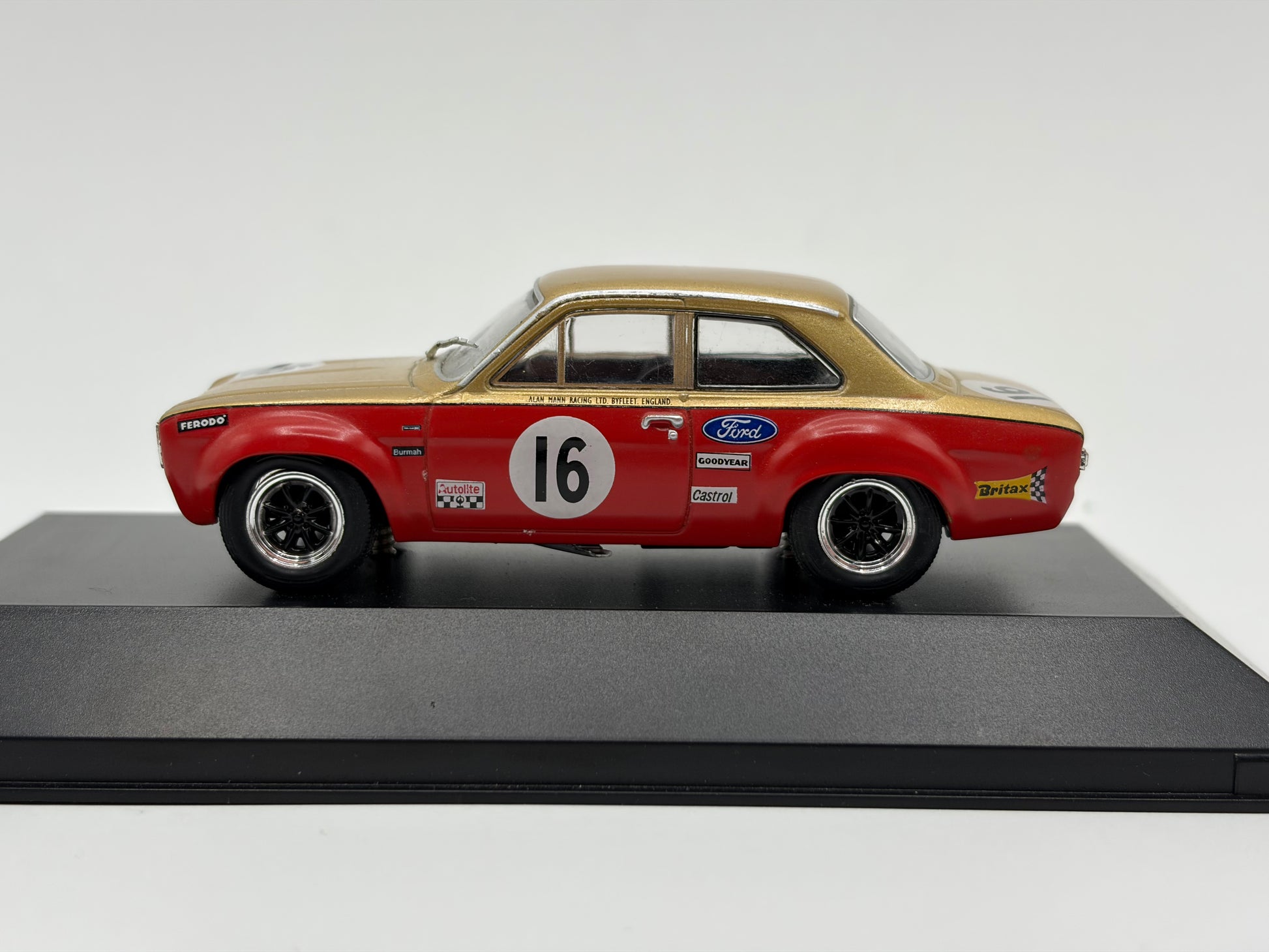 1/43 1968 Ford Escort Mk1 Twin Cam - BTCC - Frank Gardner | Model Car