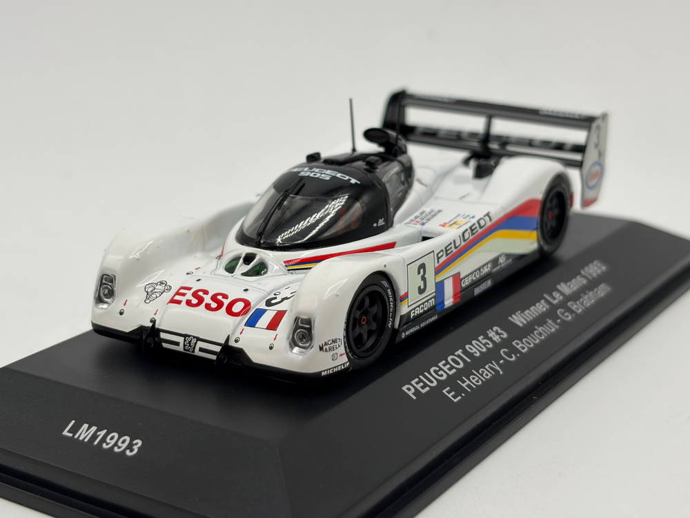 1/43 1993 Peugeot 905 - Bouchut / Brabham / Helary - IXO | Model Le Mans Car