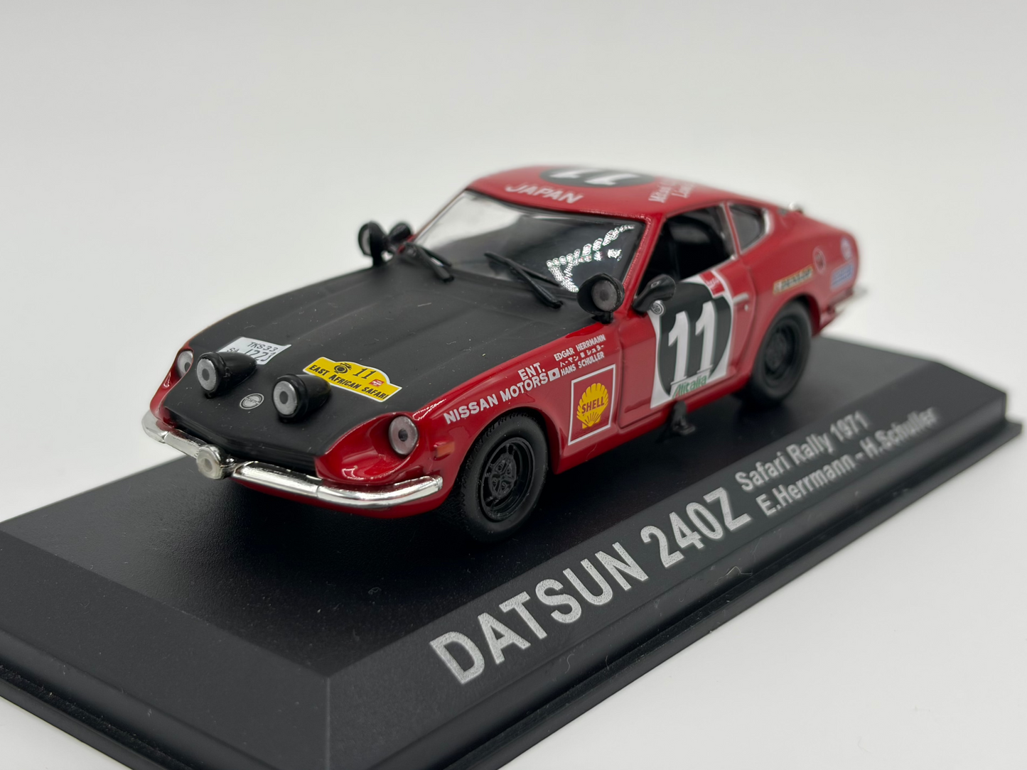 1/43 1971 Datsun 240Z - Safari Rally - Herrmann / Schuller | Model Rally Car