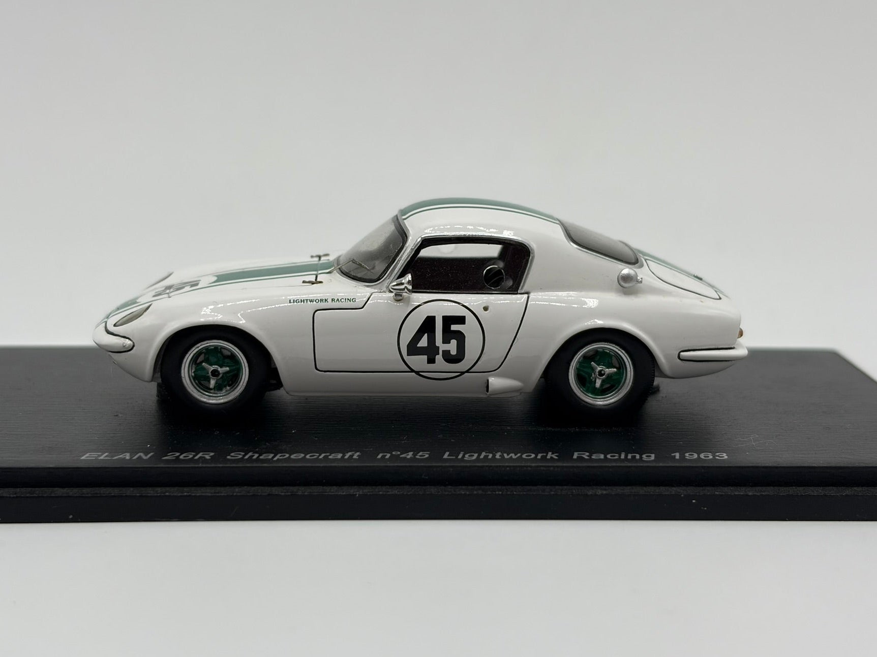 1/43 1963 Lotus Elan 26R Shapecraft - Lightwork Racing - Spark | Model Car