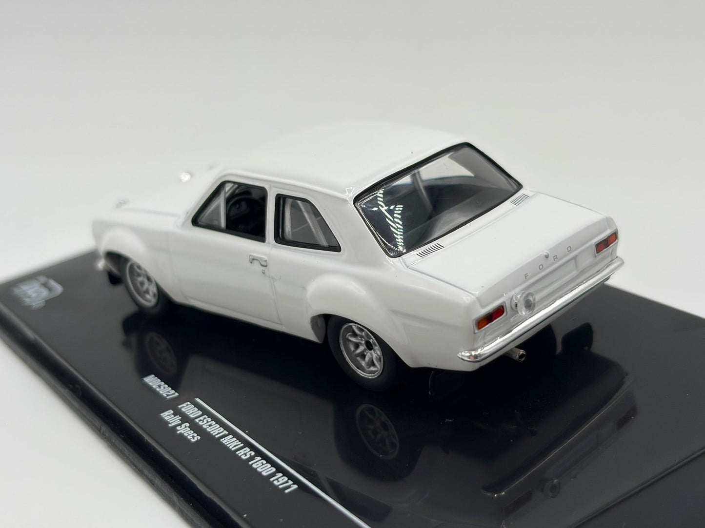 1/43 1971 Ford Escort RS 1600 - Rally Spec - IXO | Model Car
