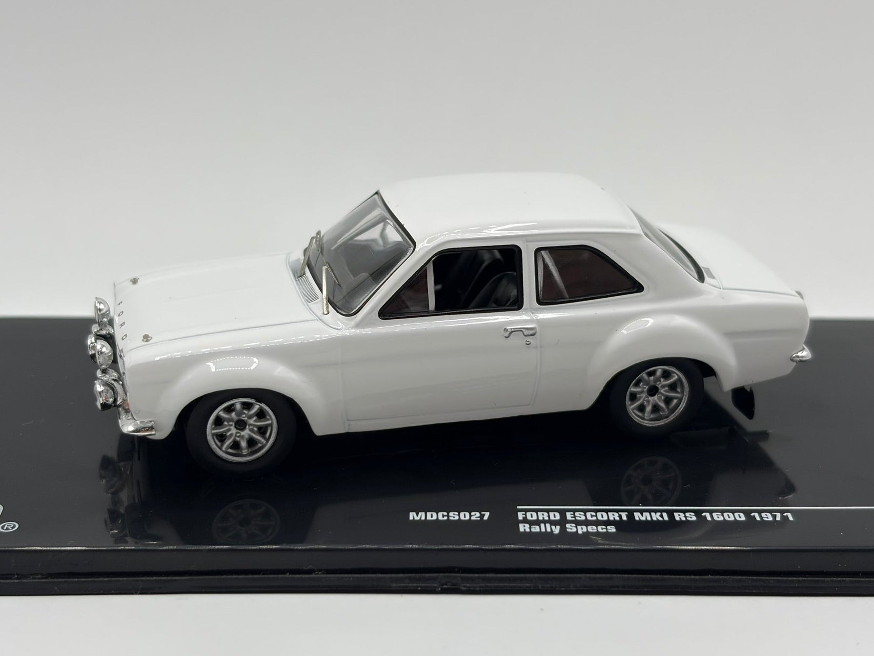 1/43 1971 Ford Escort RS 1600 - Rally Spec - IXO | Model Car