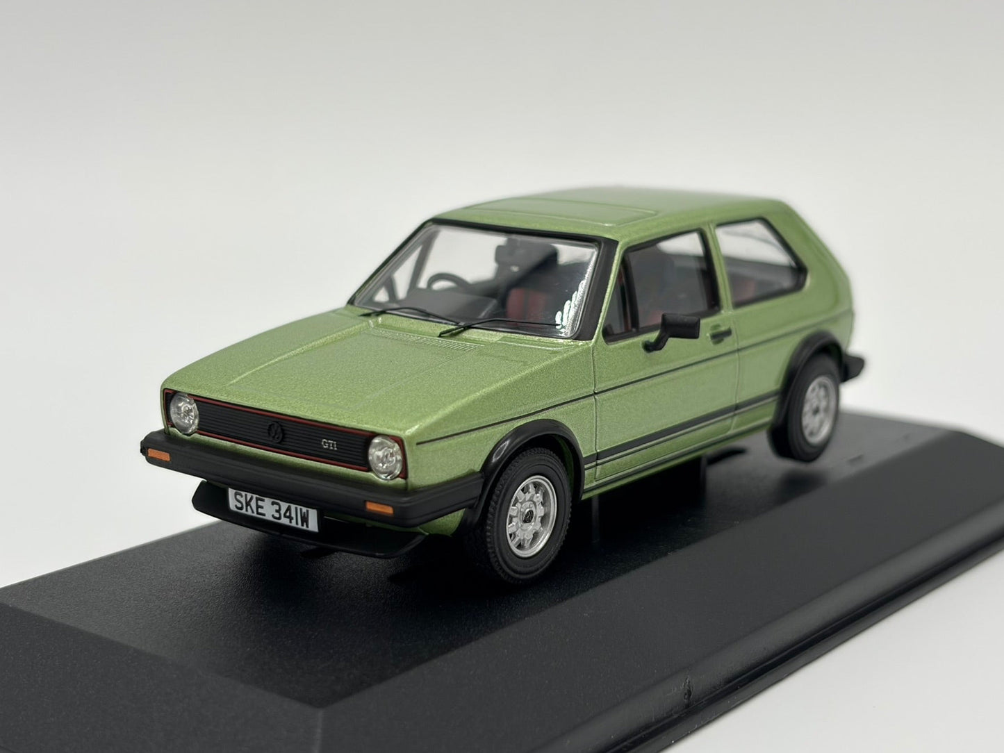 1/43 1981 Volkswagen Golf GTI - Corgi Vanguards | Model Car