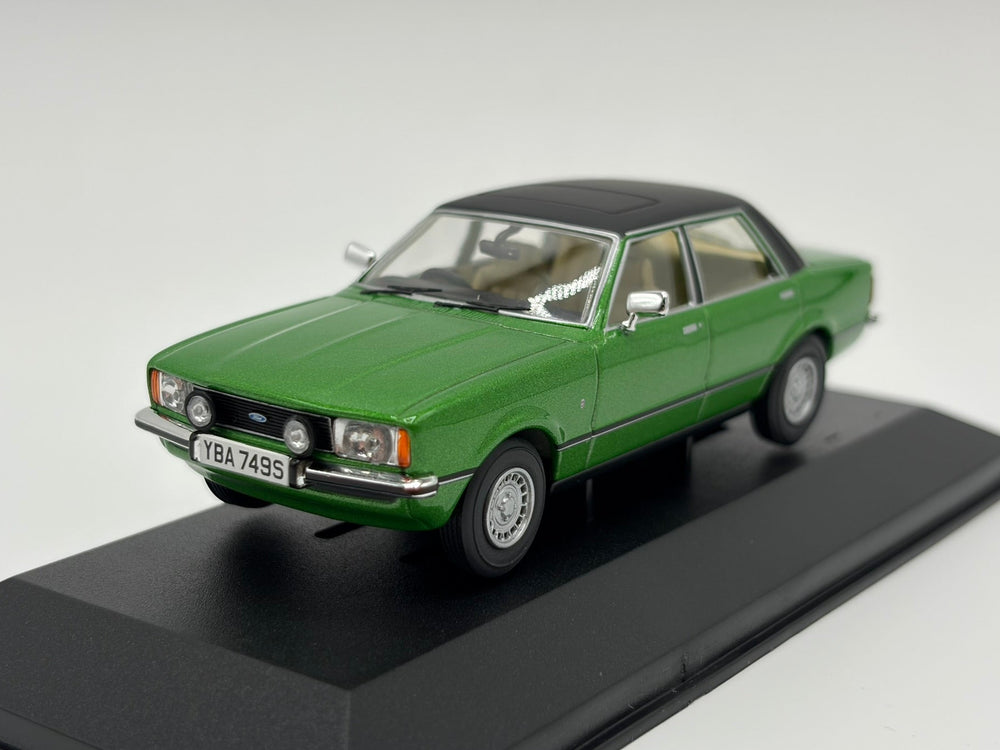 1/43 1977 Ford Cortina 2.3 Ghia Mk4 - Regency Green | Corgi Vanguards | Model Car