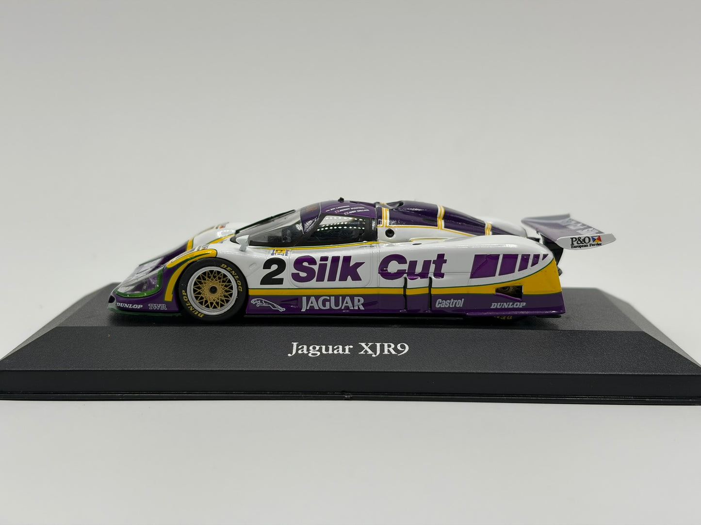 1/43 1988 Jaguar XJR-9 LM - Lammers / Dumfries / Wallace - Atlas Editions | Model Le Mans Car