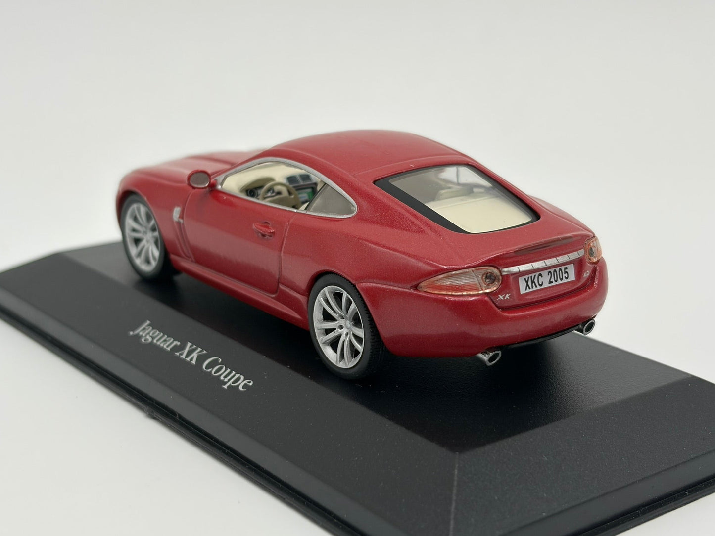 1/43 2005 Jaguar XK Coupe - Atlas Editions | Model Car