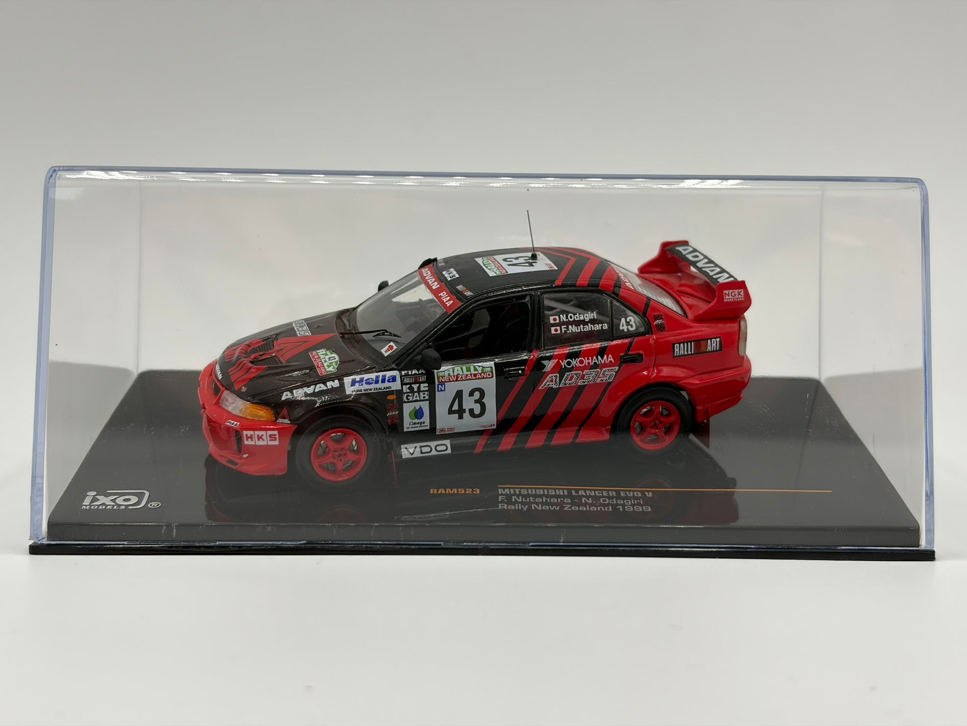 1/43 1999 Mitsubishi Lancer Evo V - New Zealand Rally - Nutahara / Odagiri | Model Rally Car