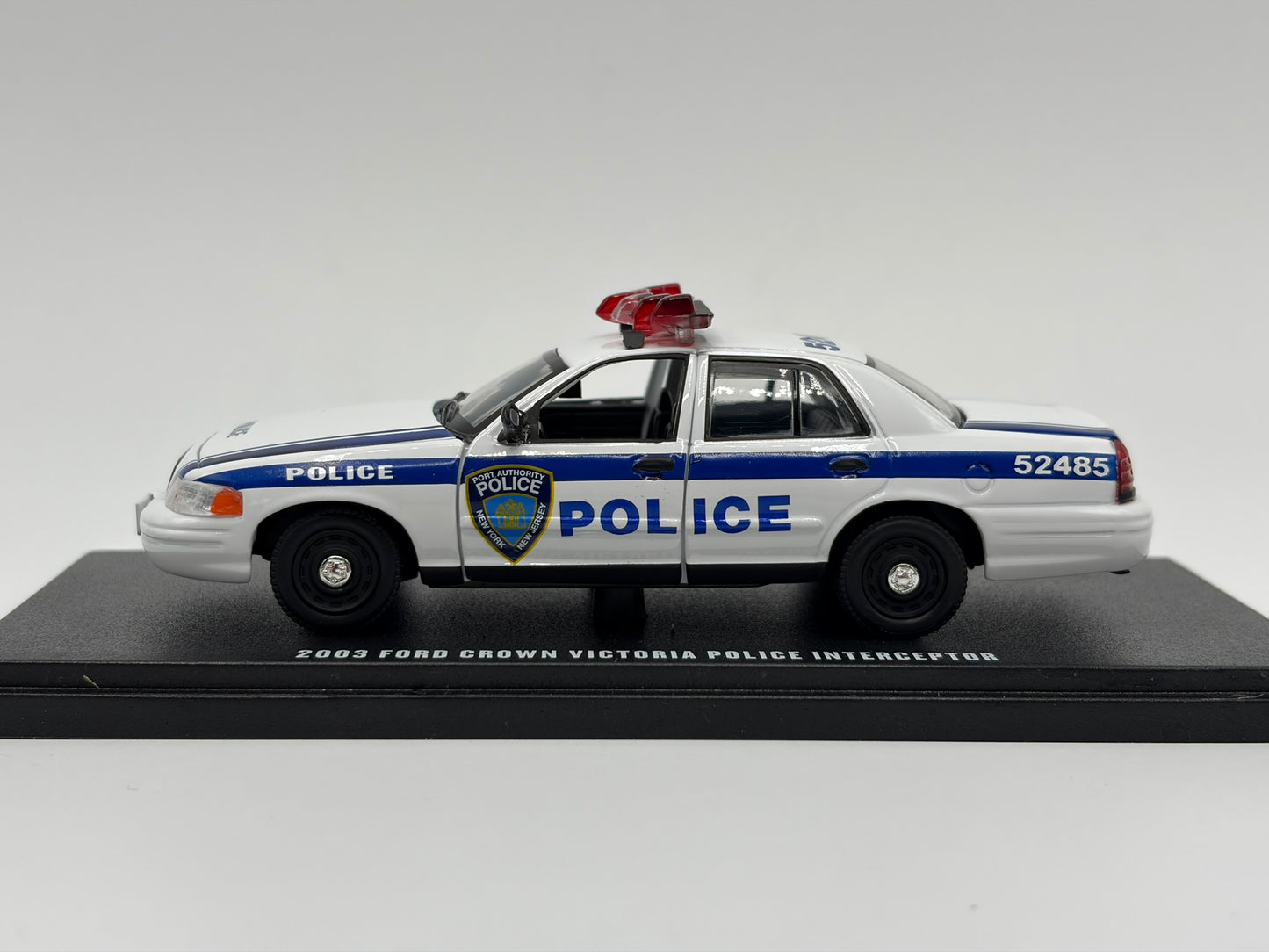 1/43 2003 Ford Crown Victoria Police Interceptor - New York Port Authority