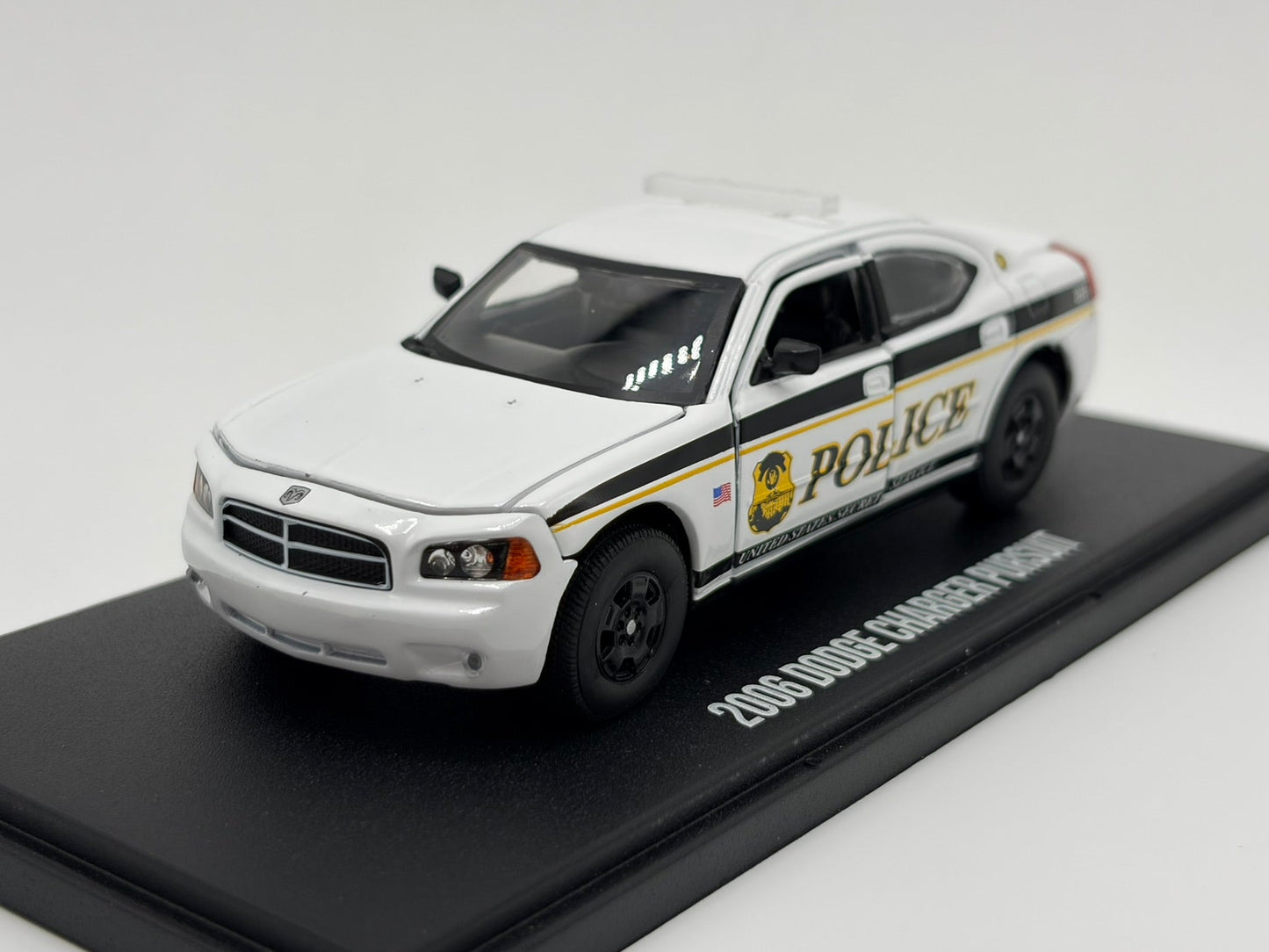 1/43 2006 Dodge Charger Pursuit - US Secret Service | Model Car