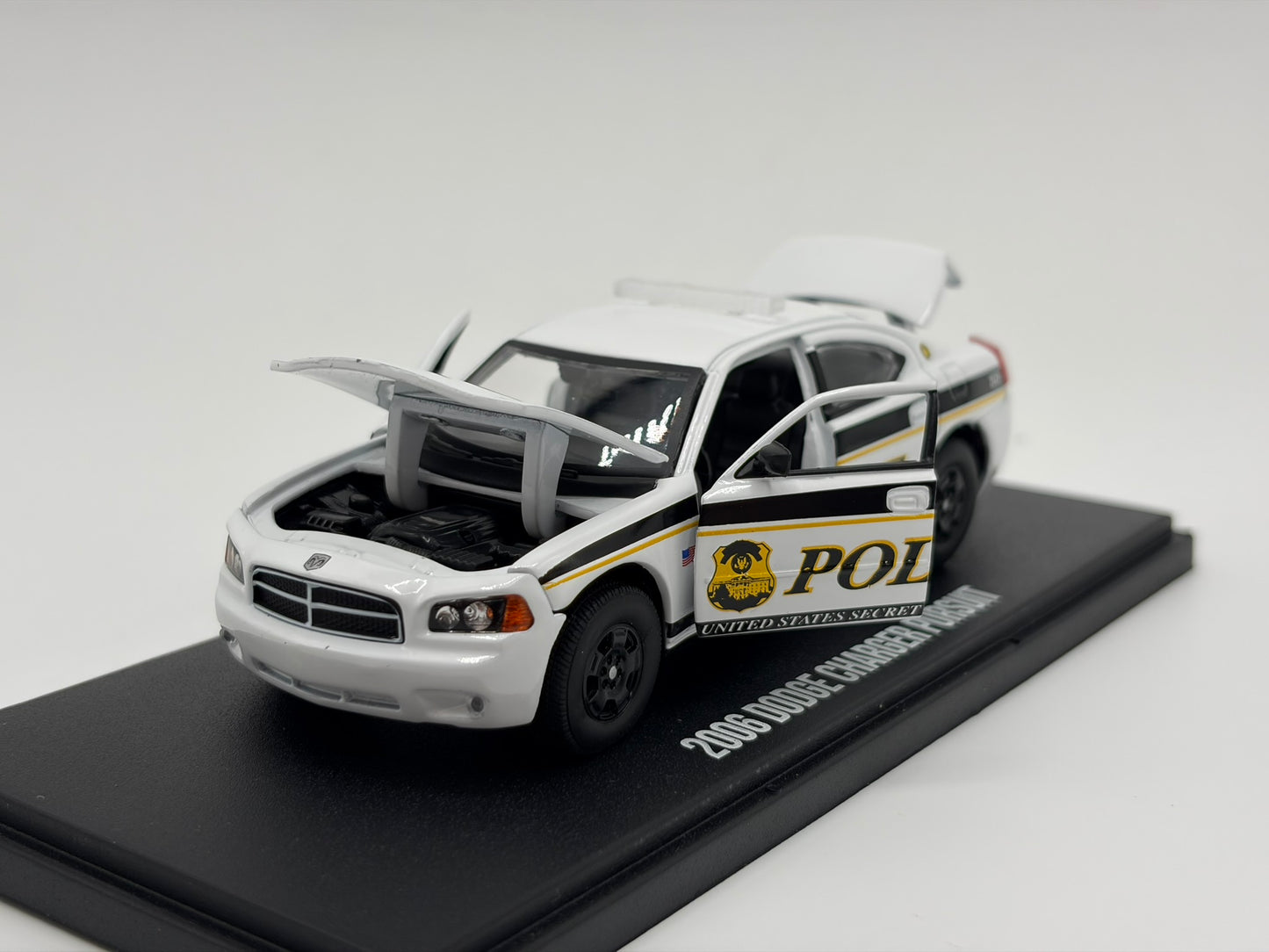 1/43 2006 Dodge Charger Pursuit - US Secret Service | Model Car