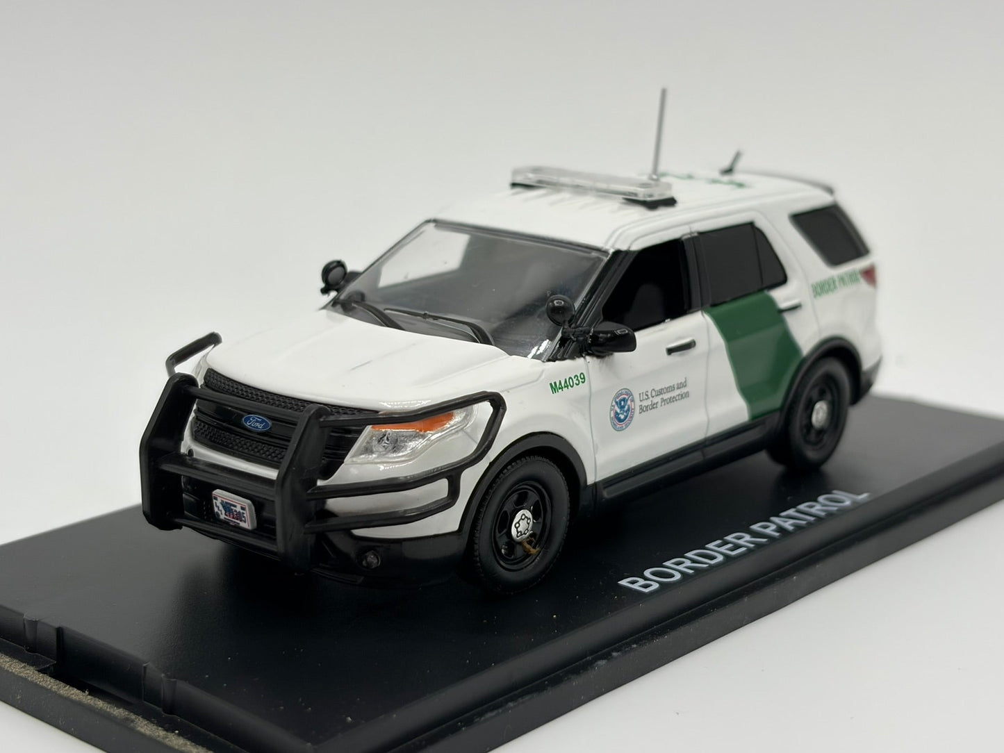 1/43 2014 Ford Explorer Police Interceptor - US Border Patrol | Model Car