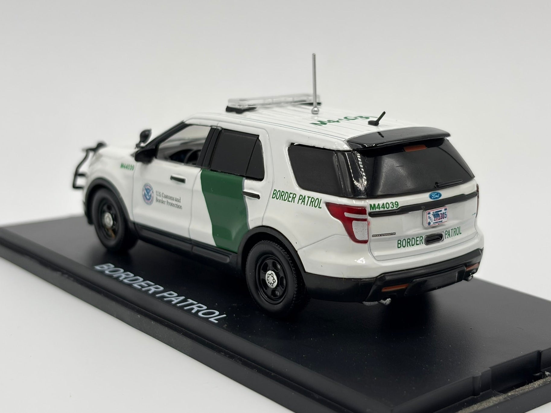 1/43 2014 Ford Explorer Police Interceptor - US Border Patrol | Model Car