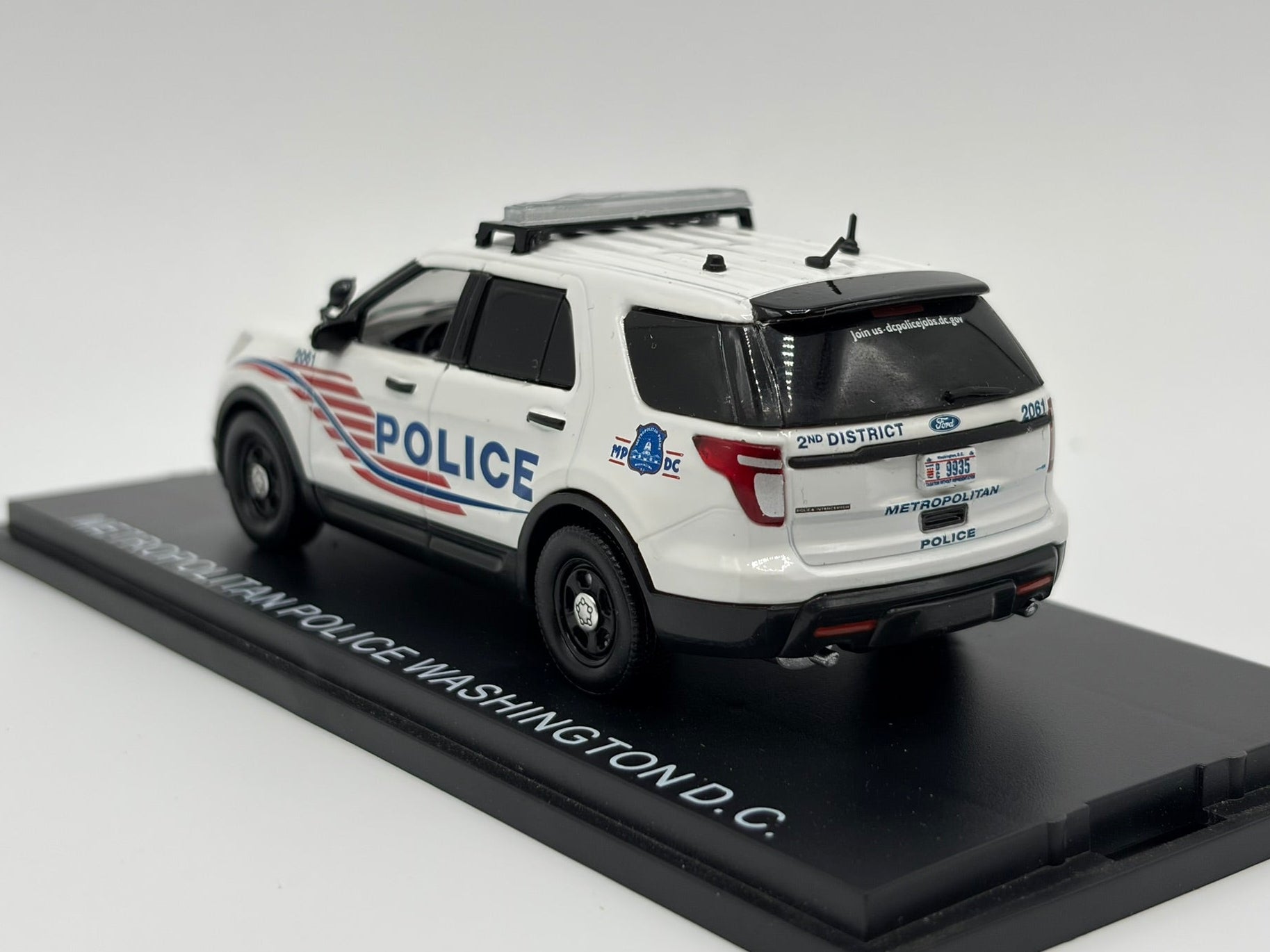 1/43 2014 Ford Explorer Police Interceptor - Washington DC | Model Police Car