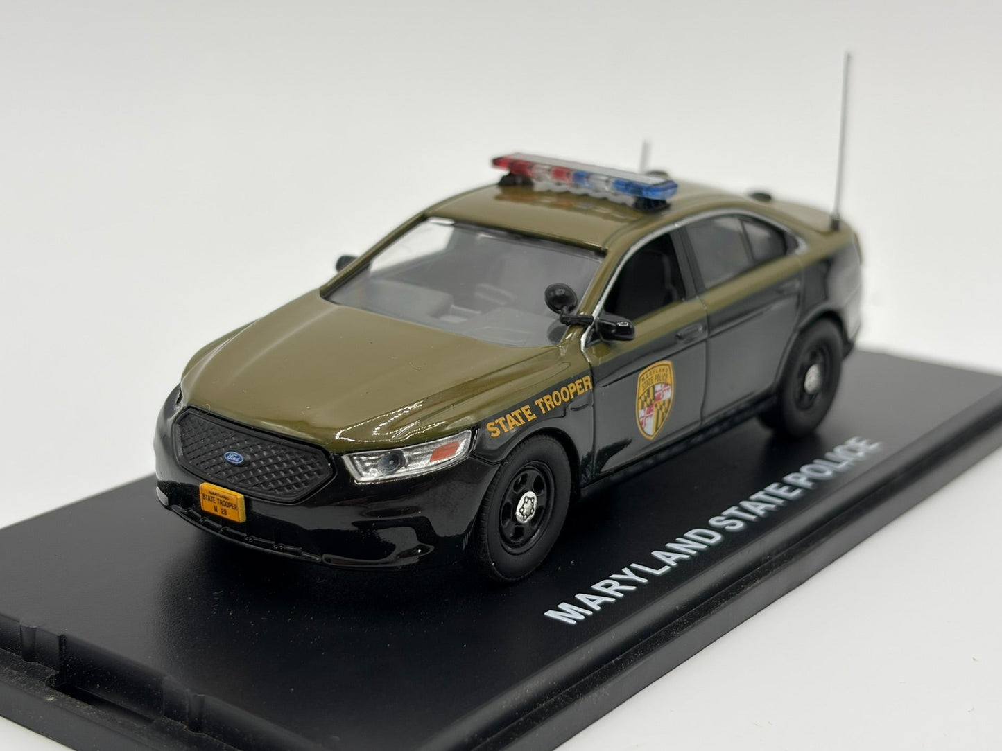 1/43 2014 Ford Taurus Police Interceptor - Maryland State | Model Police Car