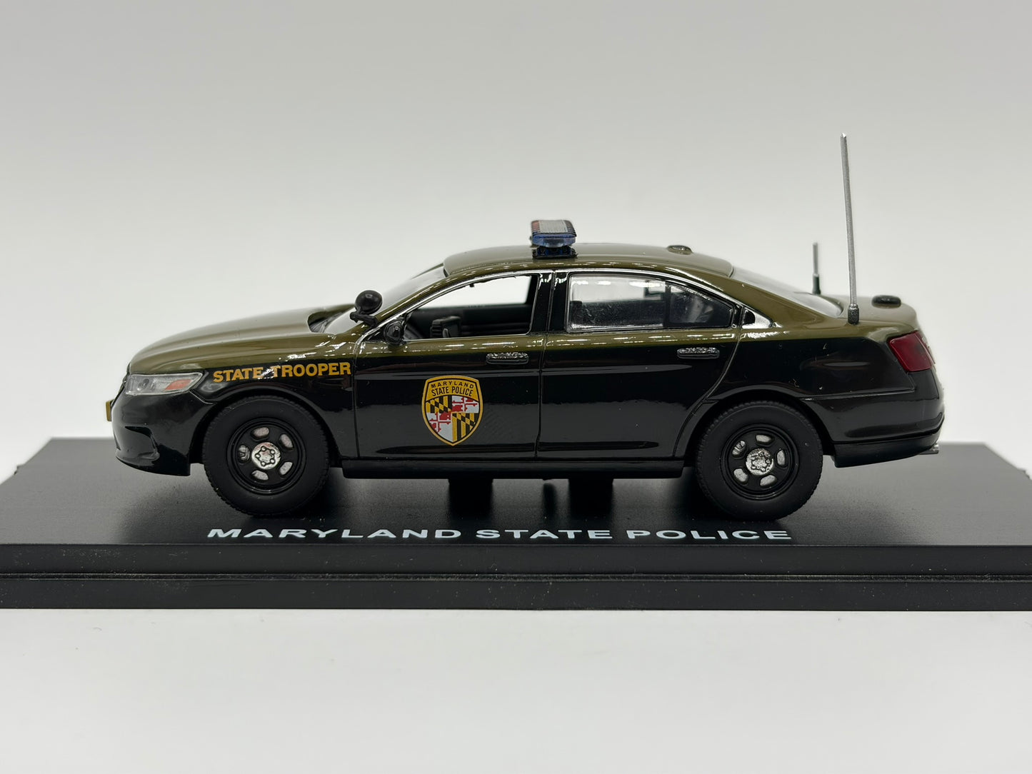 1/43 2014 Ford Taurus Police Interceptor - Maryland State | Model Police Car