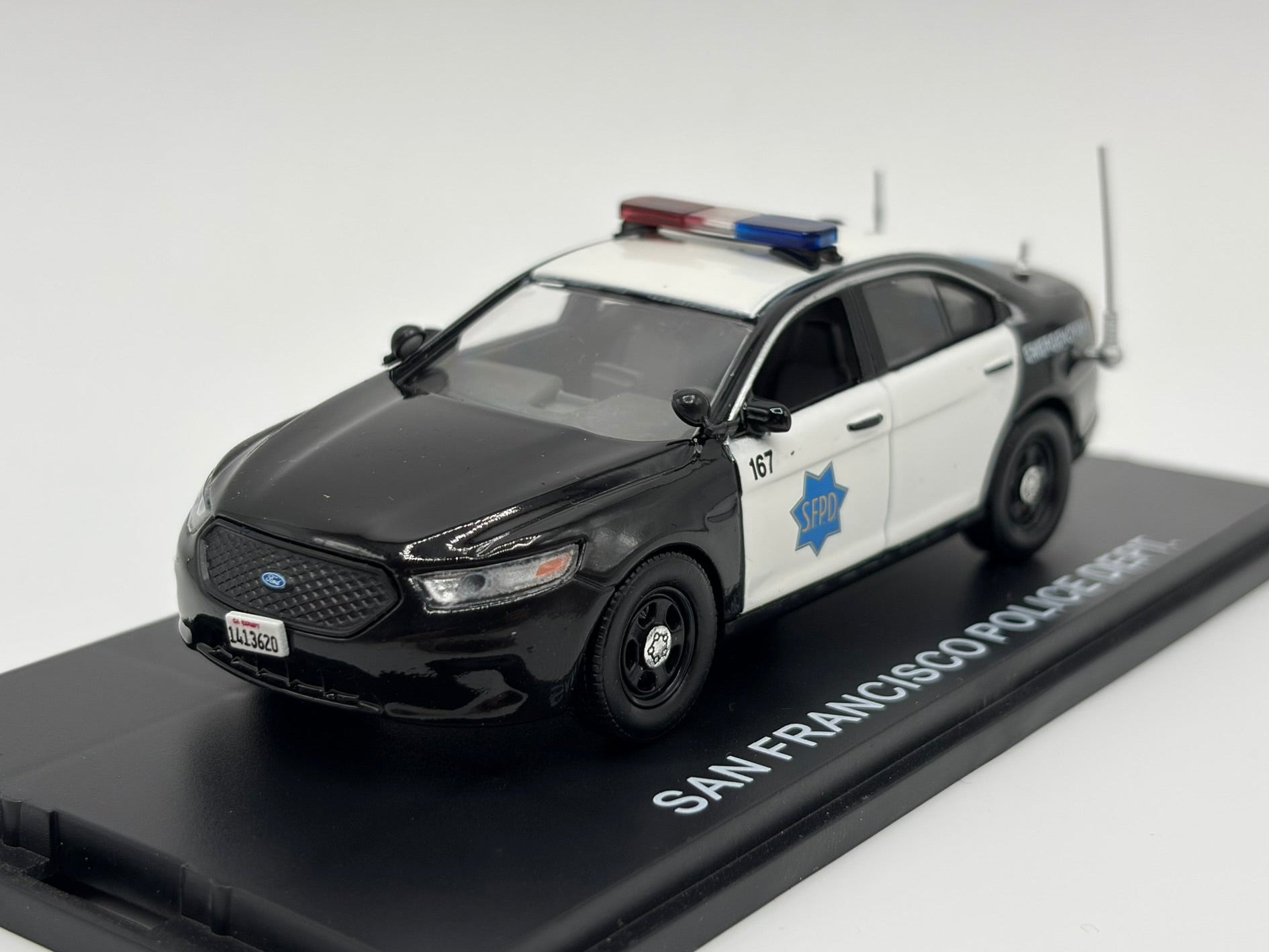 1/43 2014 Ford Taurus Police Interceptor - San Francisco | Model Police Car