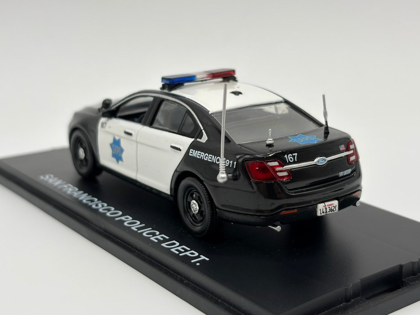 1/43 2014 Ford Taurus Police Interceptor - San Francisco | Model Police Car
