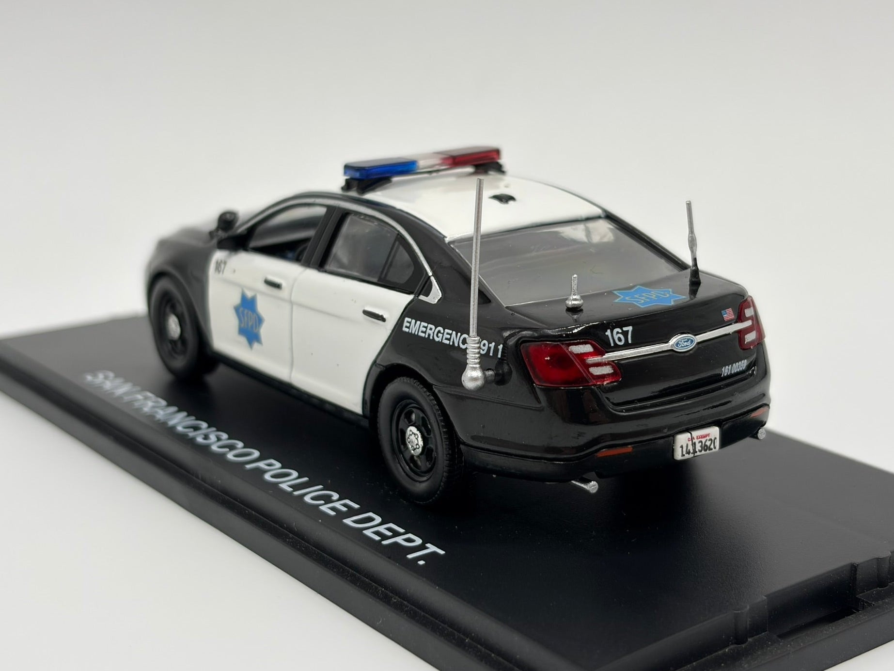 1/43 2014 Ford Taurus Police Interceptor - San Francisco | Model Police Car