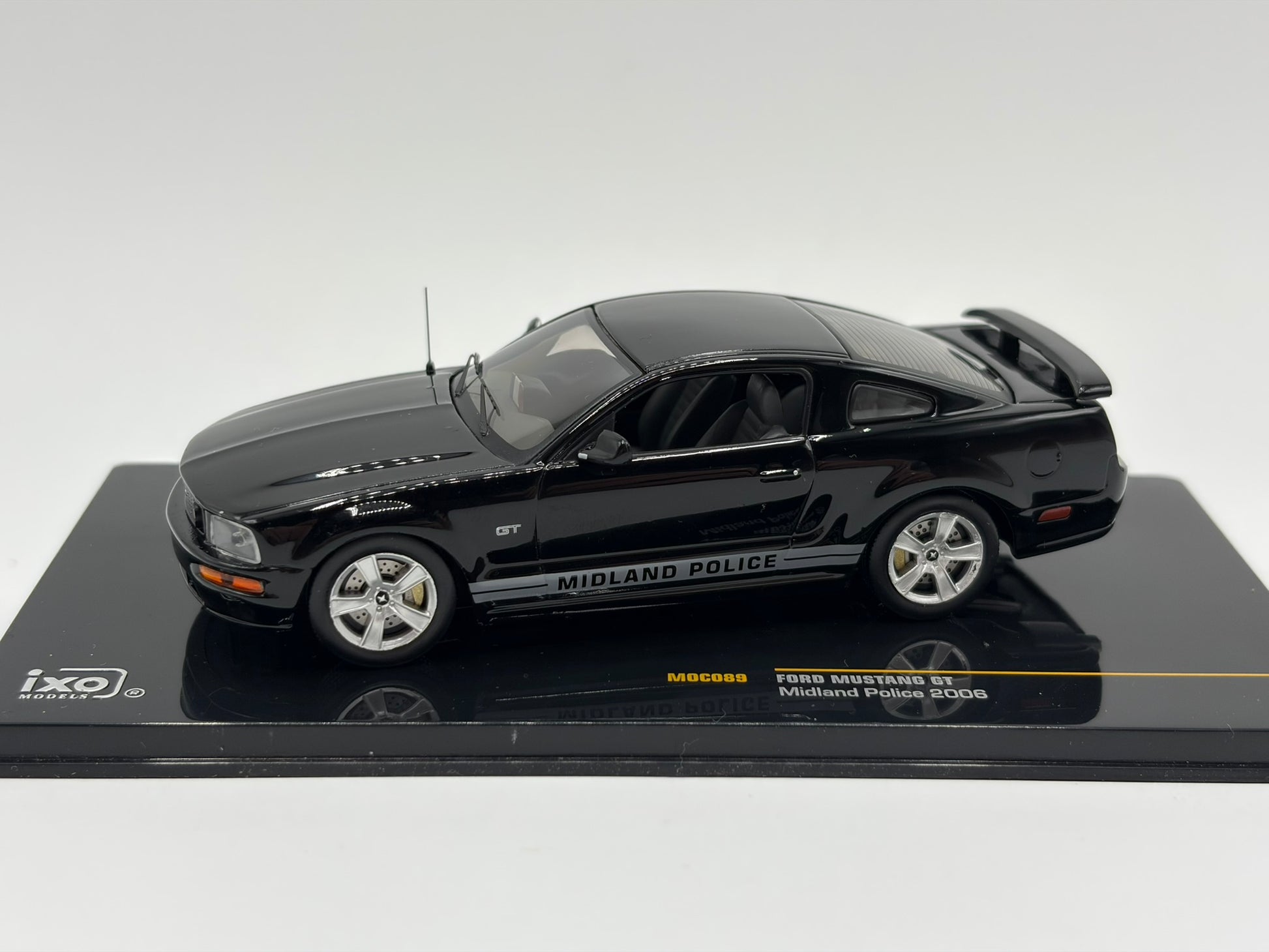 1/43 2006 Ford Mustang GT - Midland Police | Model Police Car