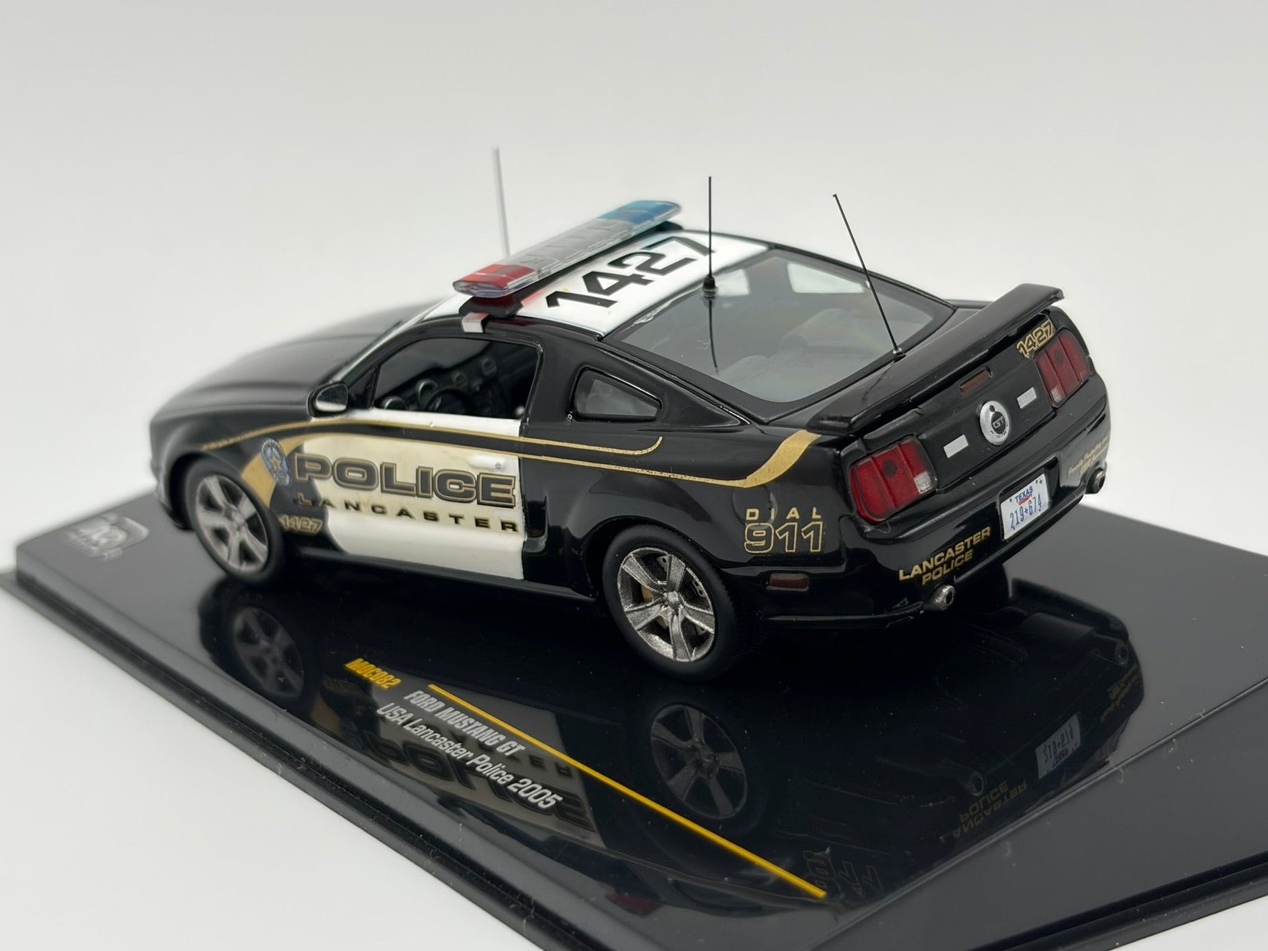 1/43 2005 Ford Mustang GT - Lancaster Police | Model Police Car