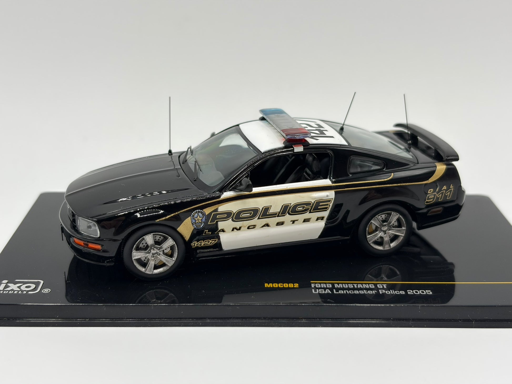 1/43 2005 Ford Mustang GT - Lancaster Police | Model Police Car