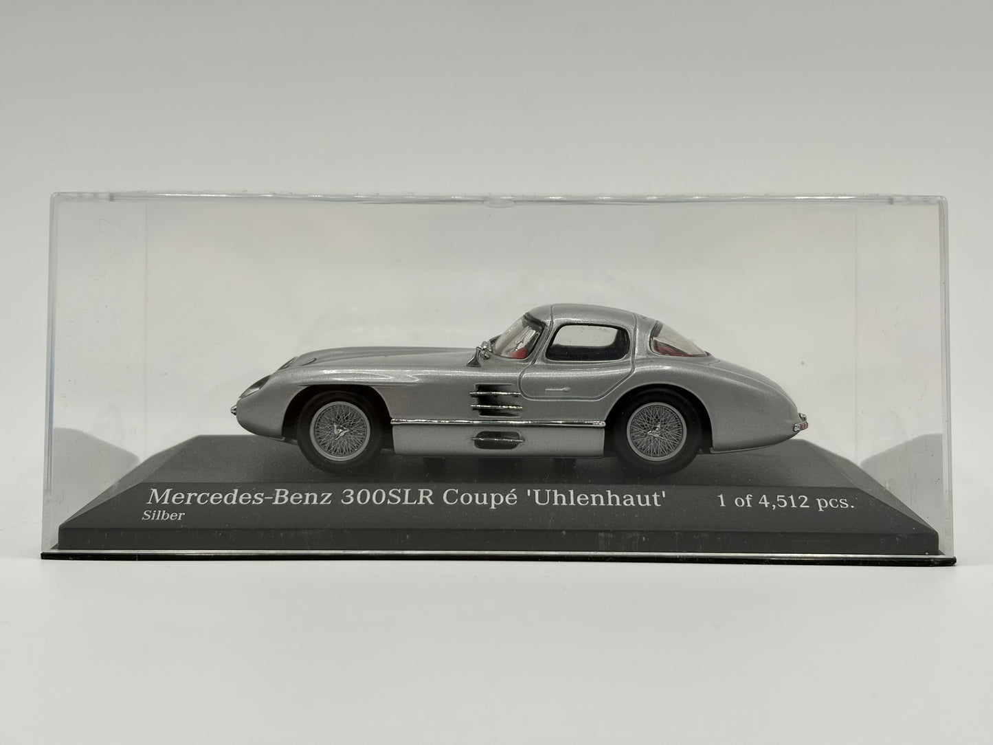 1/43 1956 Mercedes-Benz 300SLR Uhlenhaut Coupe - Minichamps | Model Car