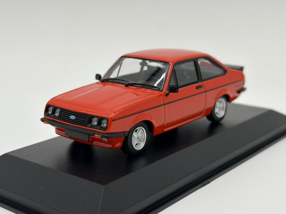 1/43 1975 Ford Escort RS2000 - Maxichamps | Model Car