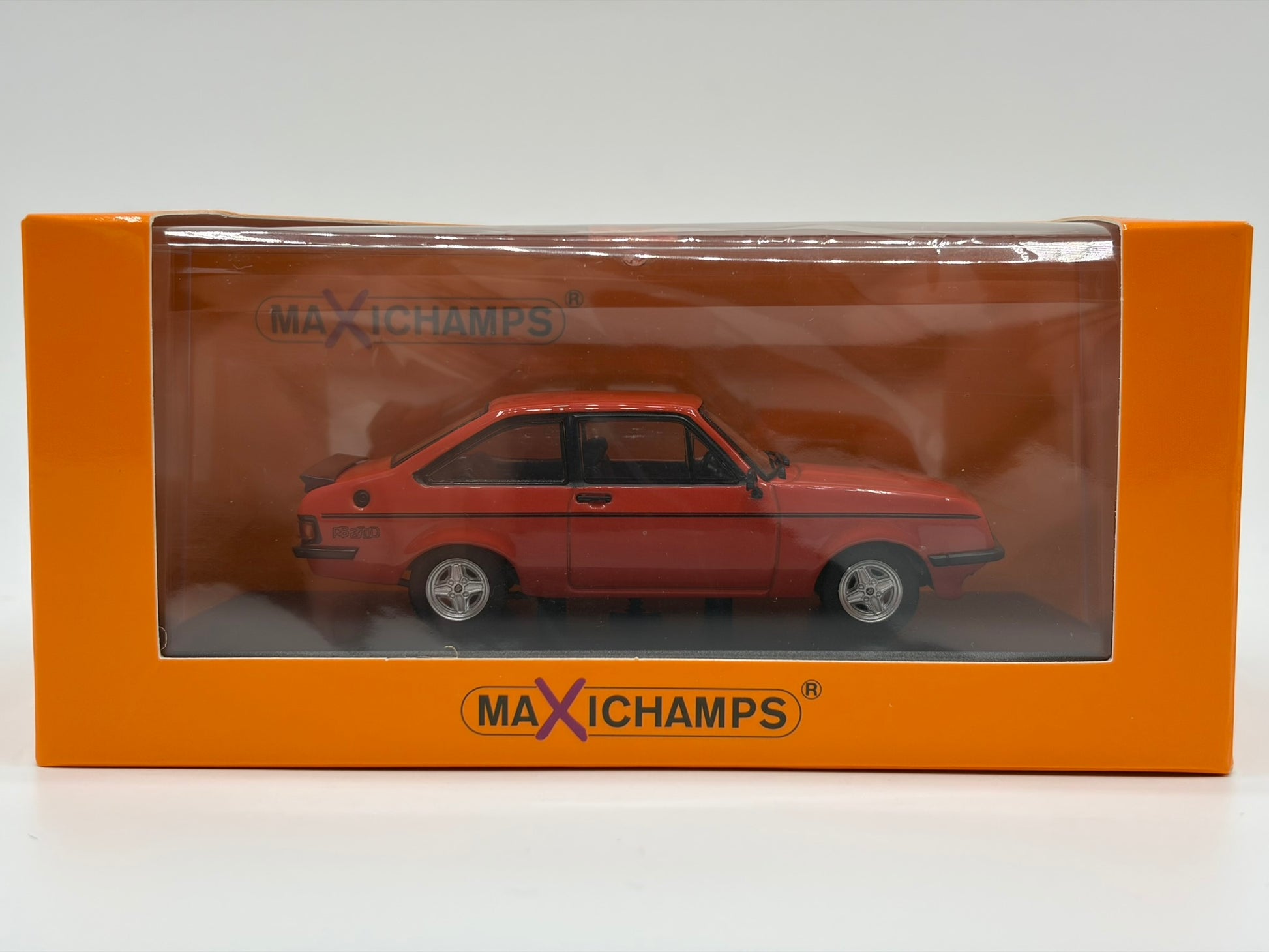 1/43 1975 Ford Escort RS2000 - Maxichamps | Model Car