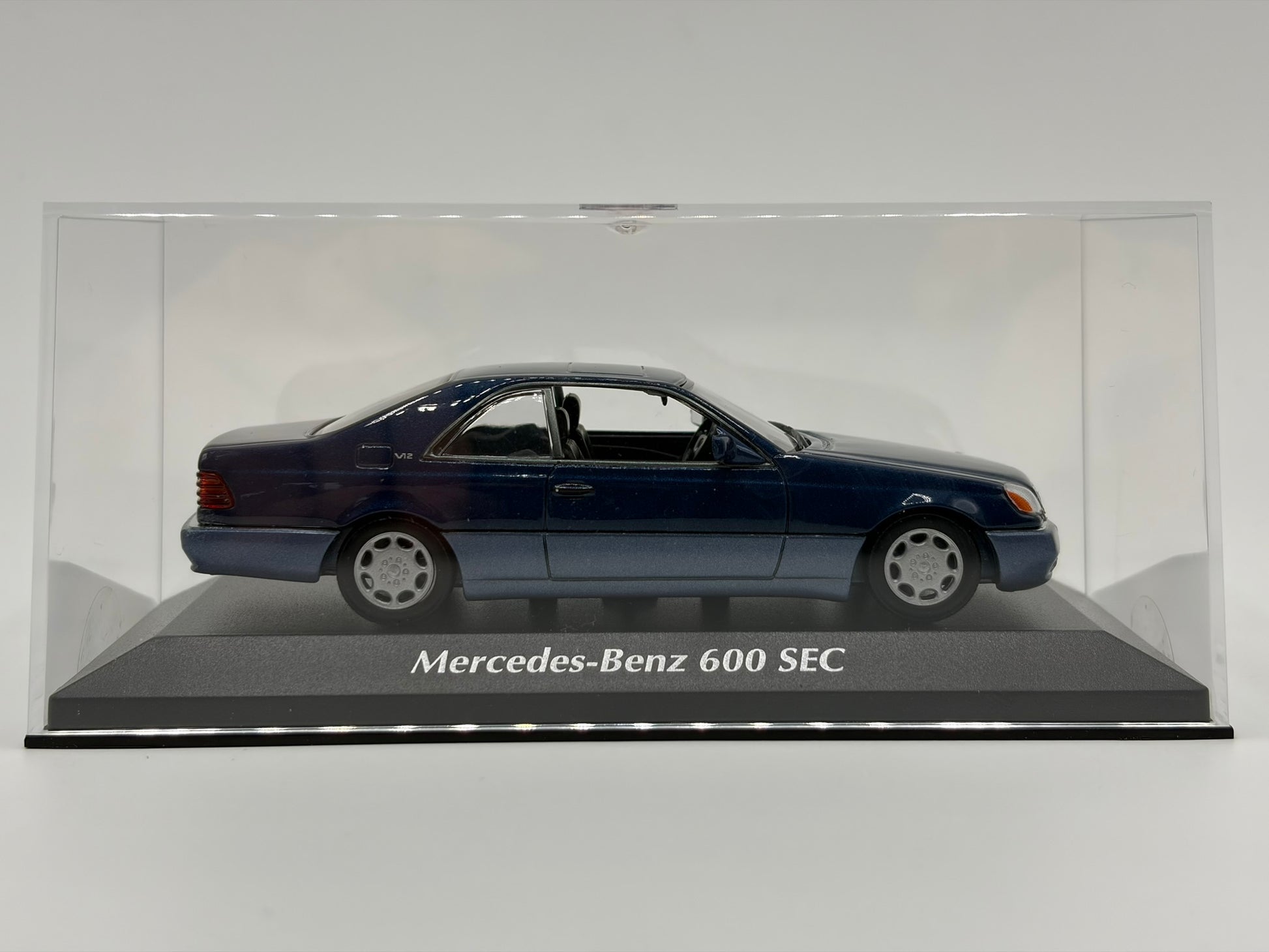 1/43 1992 Mercedes-Benz 600 SEC - Maxichamps | Model Car